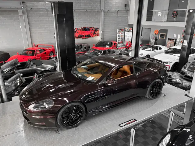 Aston Martin DBS