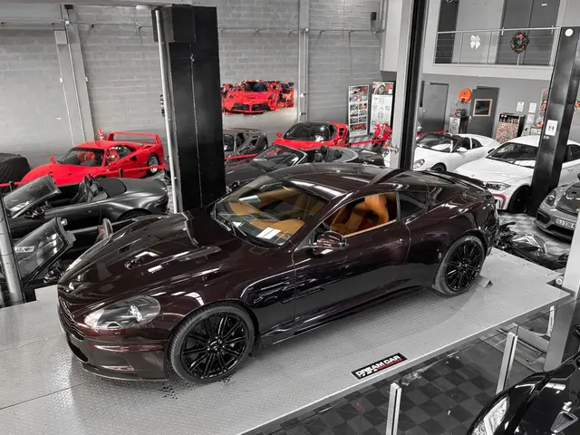 Aston Martin DBS