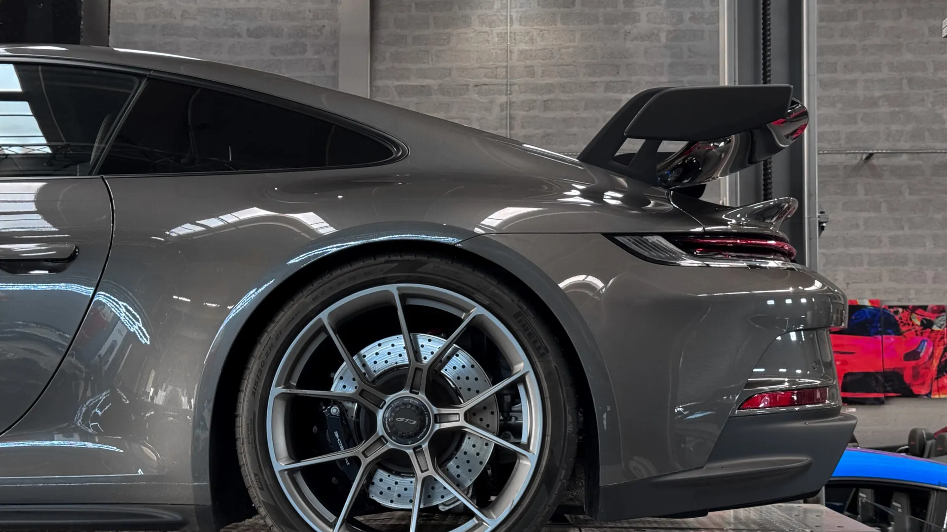 Porsche 992 — photo 27