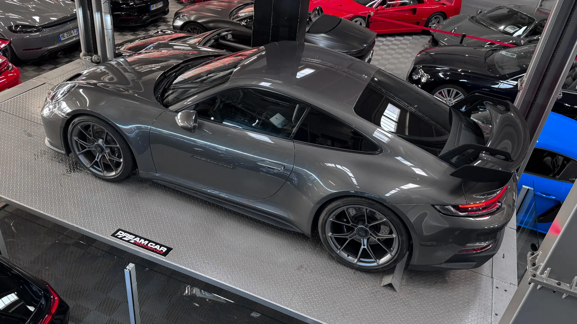 Porsche 992 — photo 3