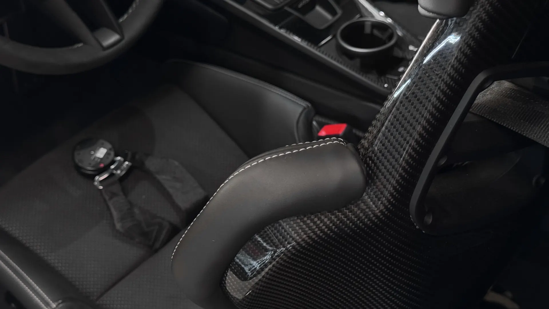 Porsche 992 — photo 20