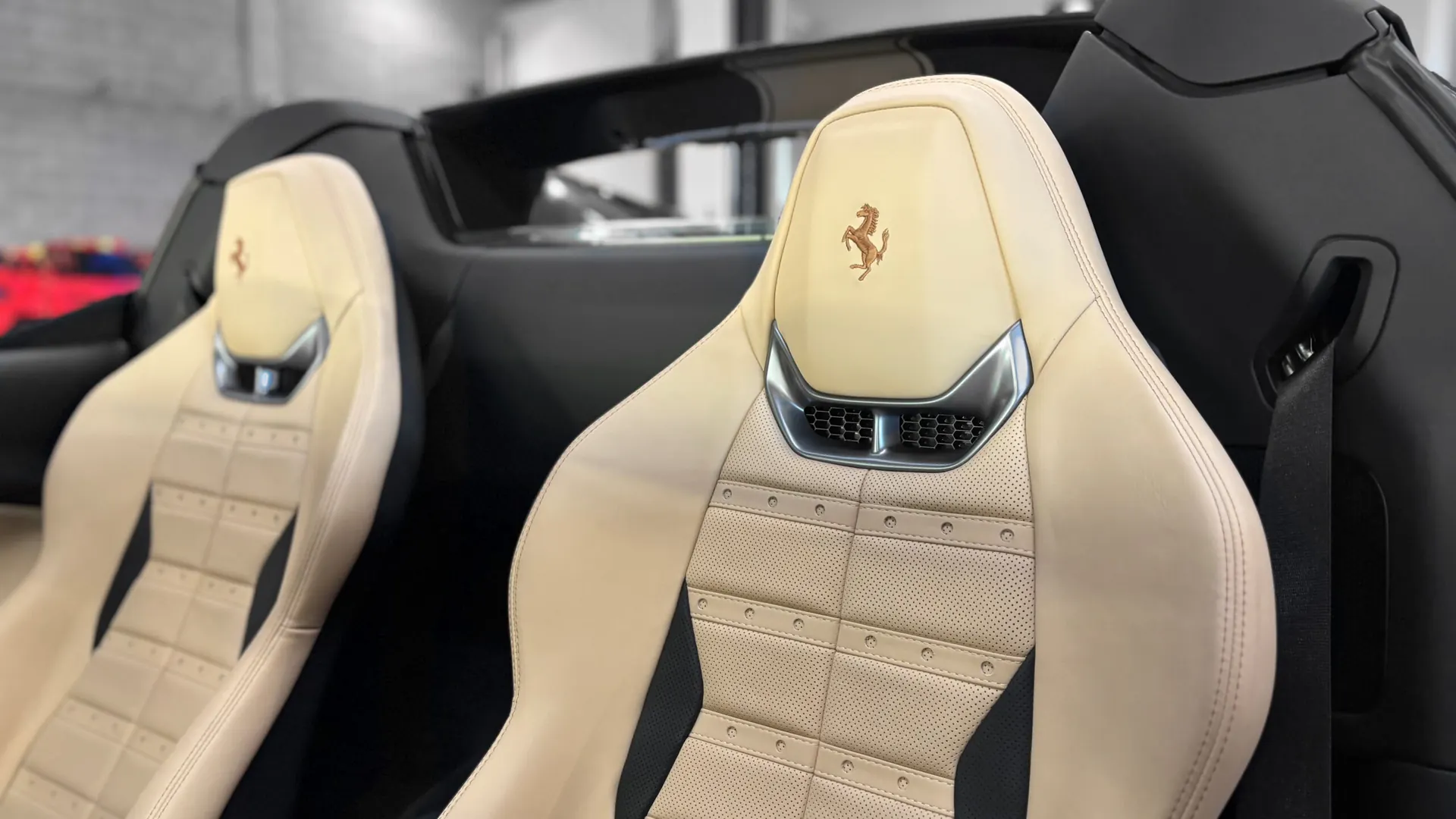 Ferrari 296 — photo 17