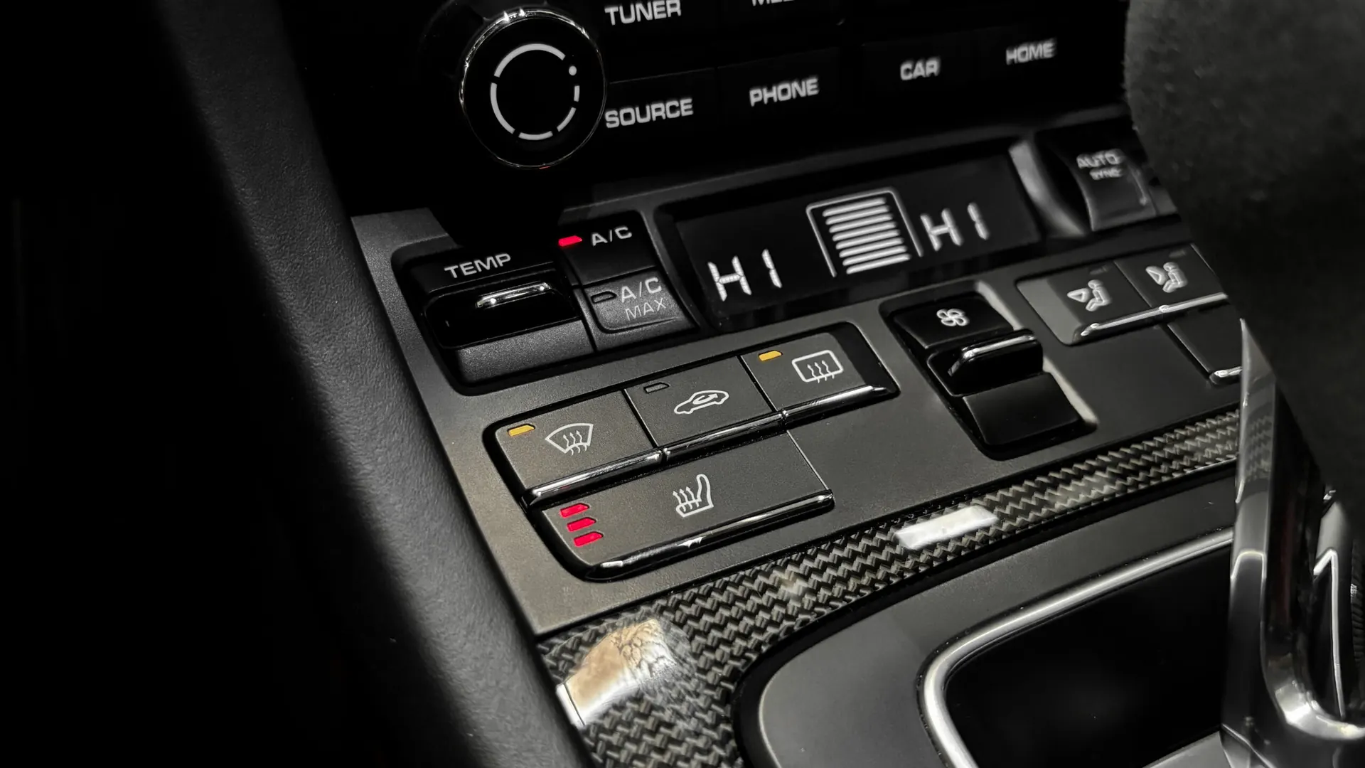 Porsche 991 — photo 18