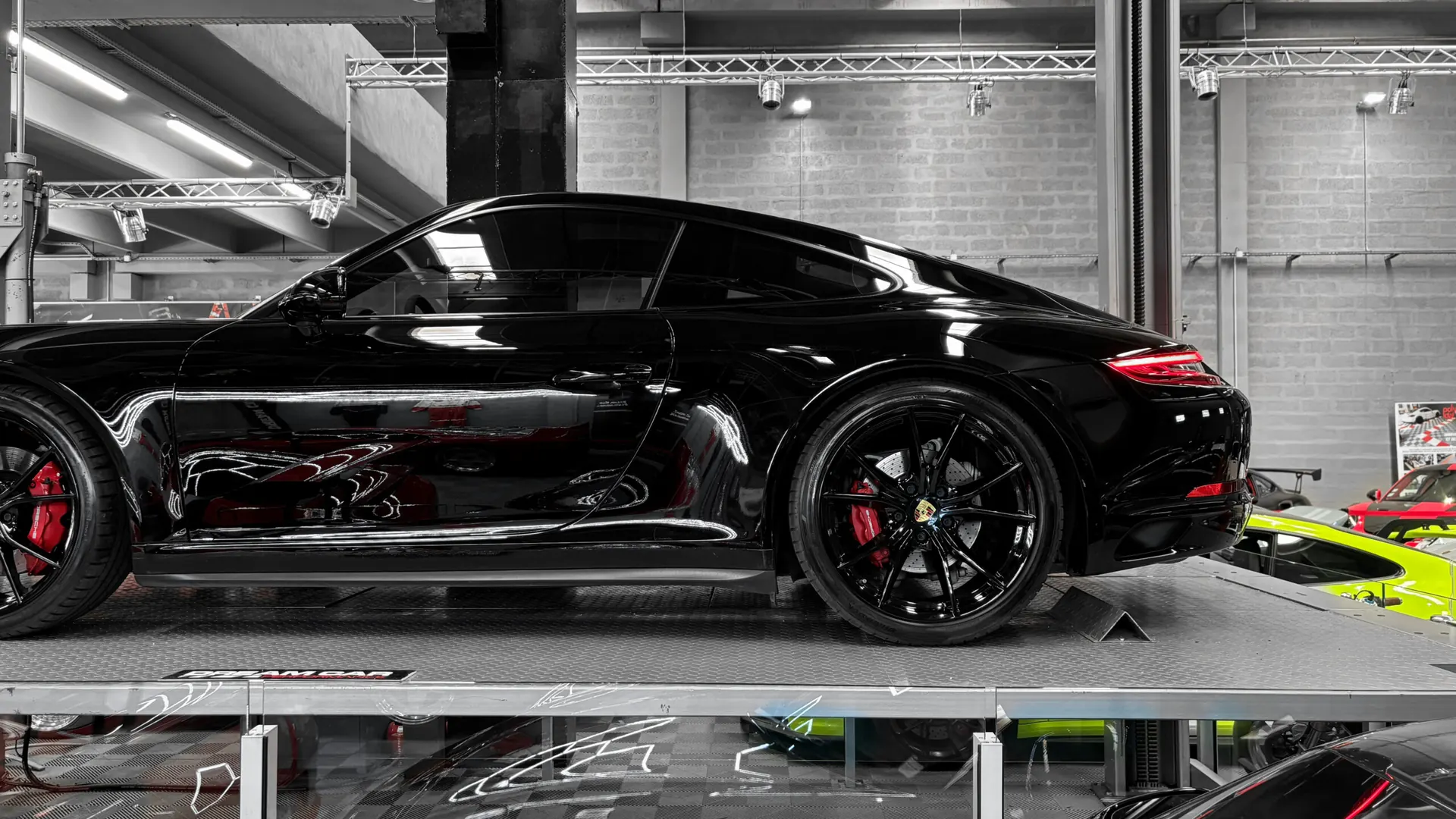 Porsche 991 — photo 40