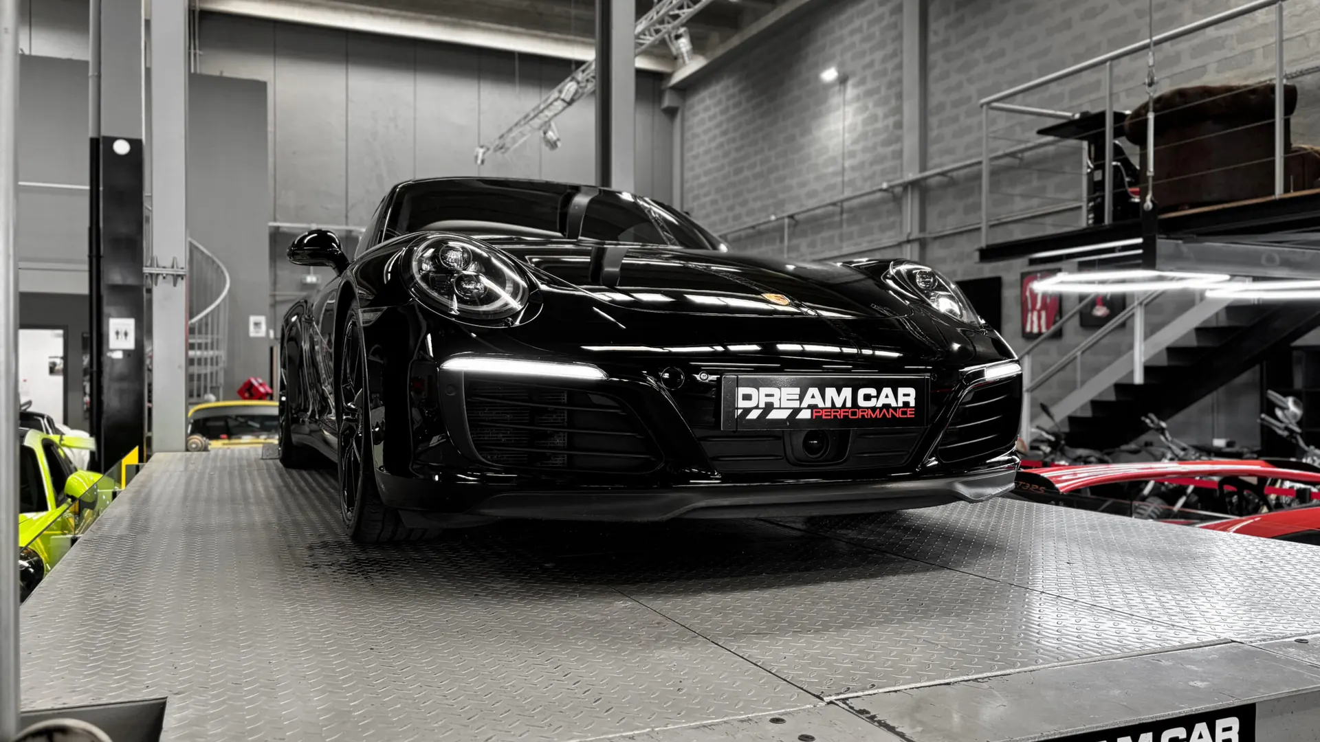 Porsche 991 — photo 6