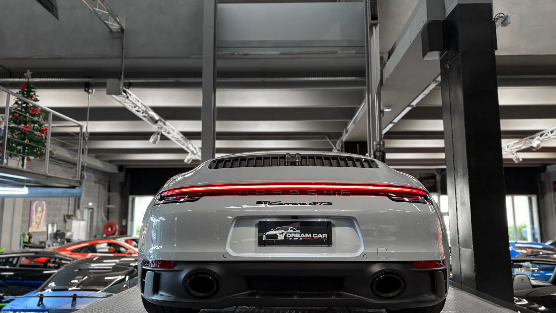 Porsche 992 — photo 16