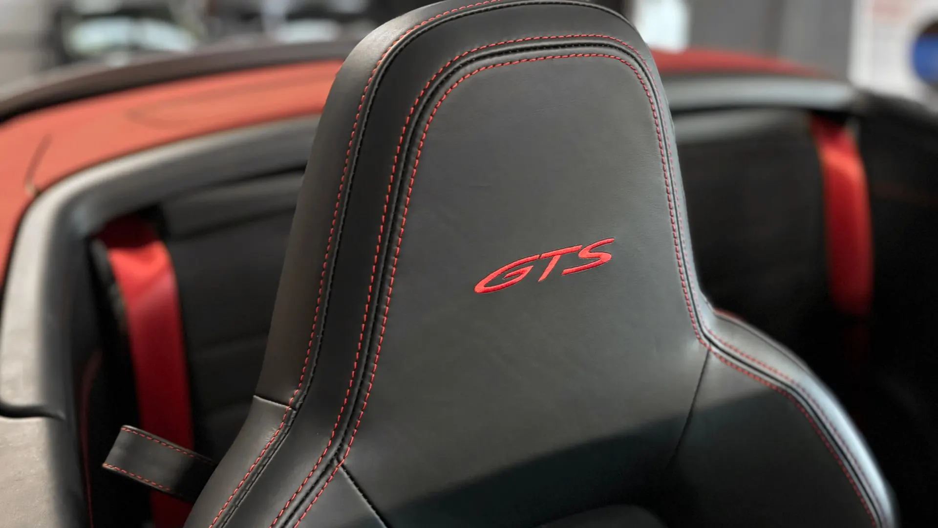 Porsche 992 — photo 33