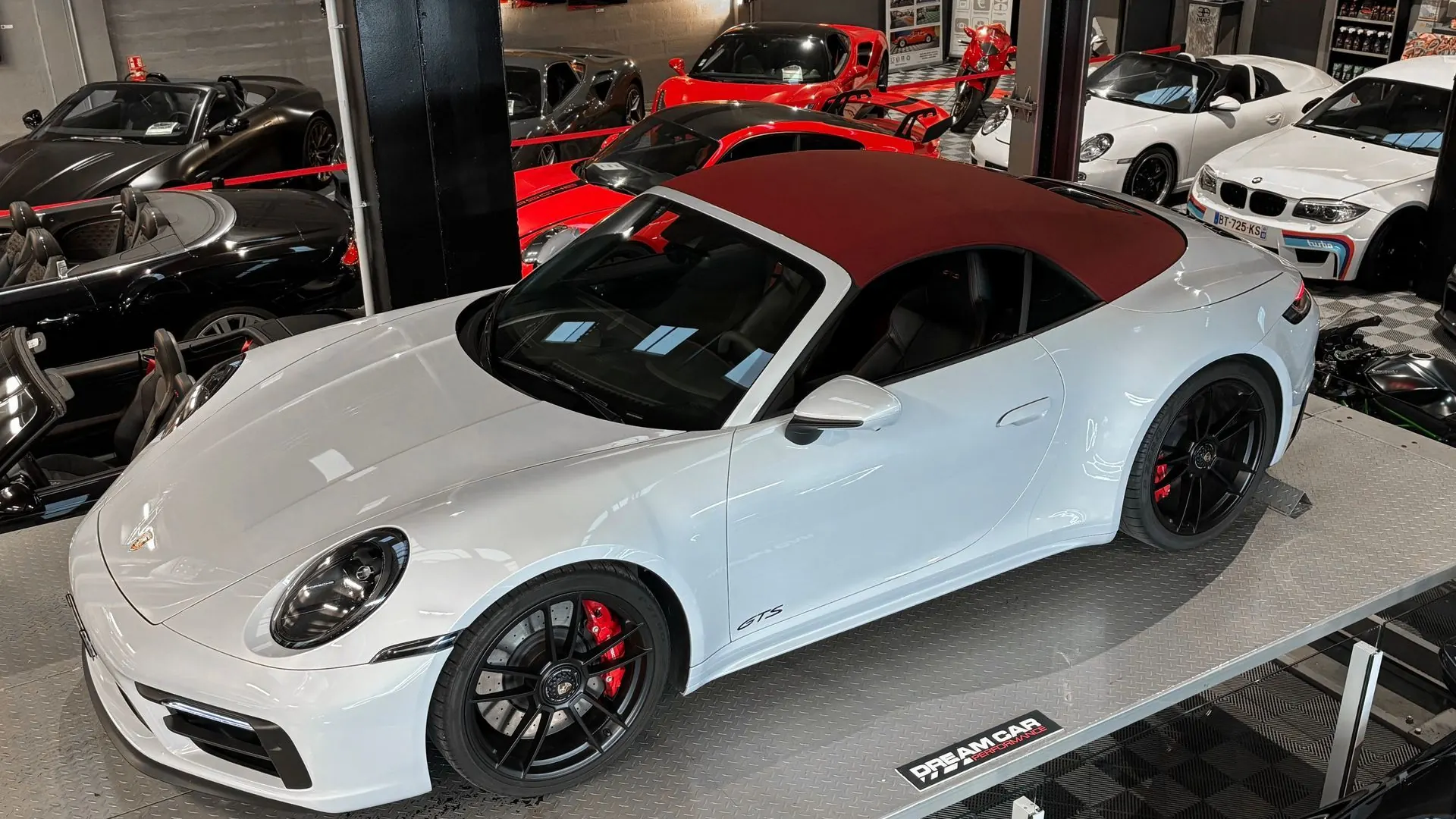 Porsche 992 — photo 4