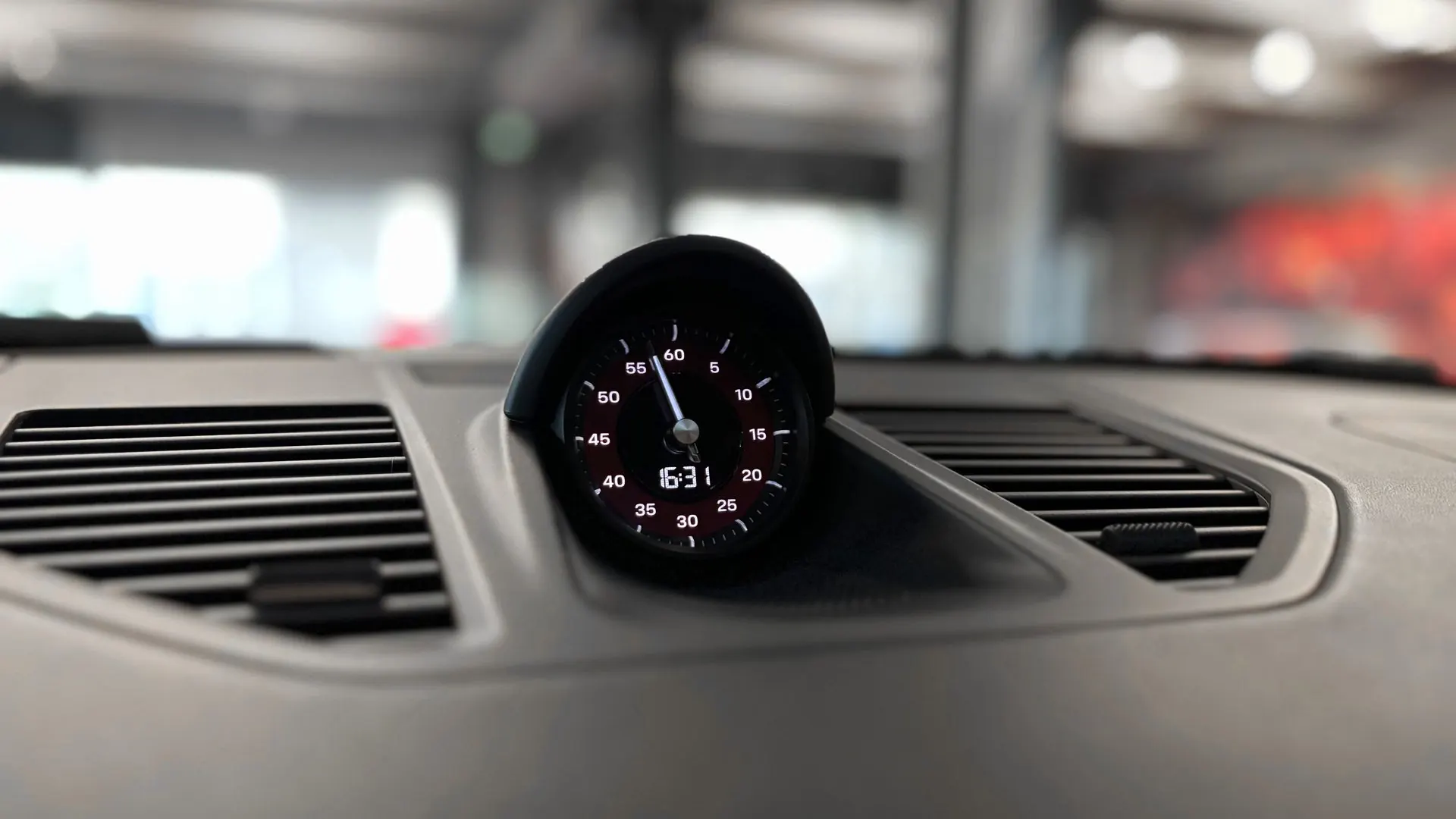 Porsche 992 — photo 18