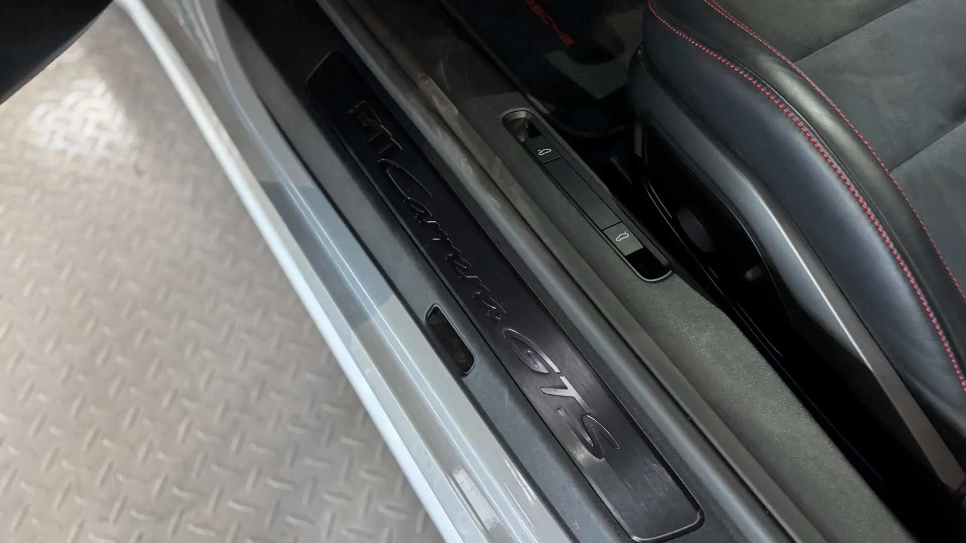 Porsche 992 — photo 27