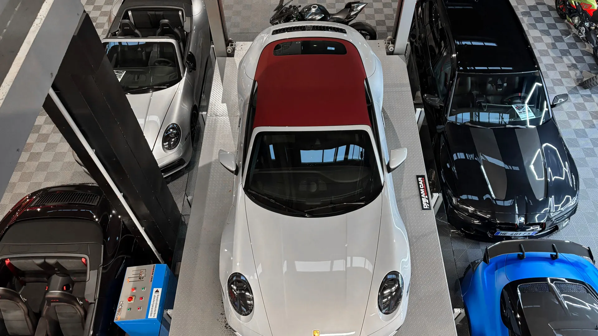 Porsche 992 — photo 25