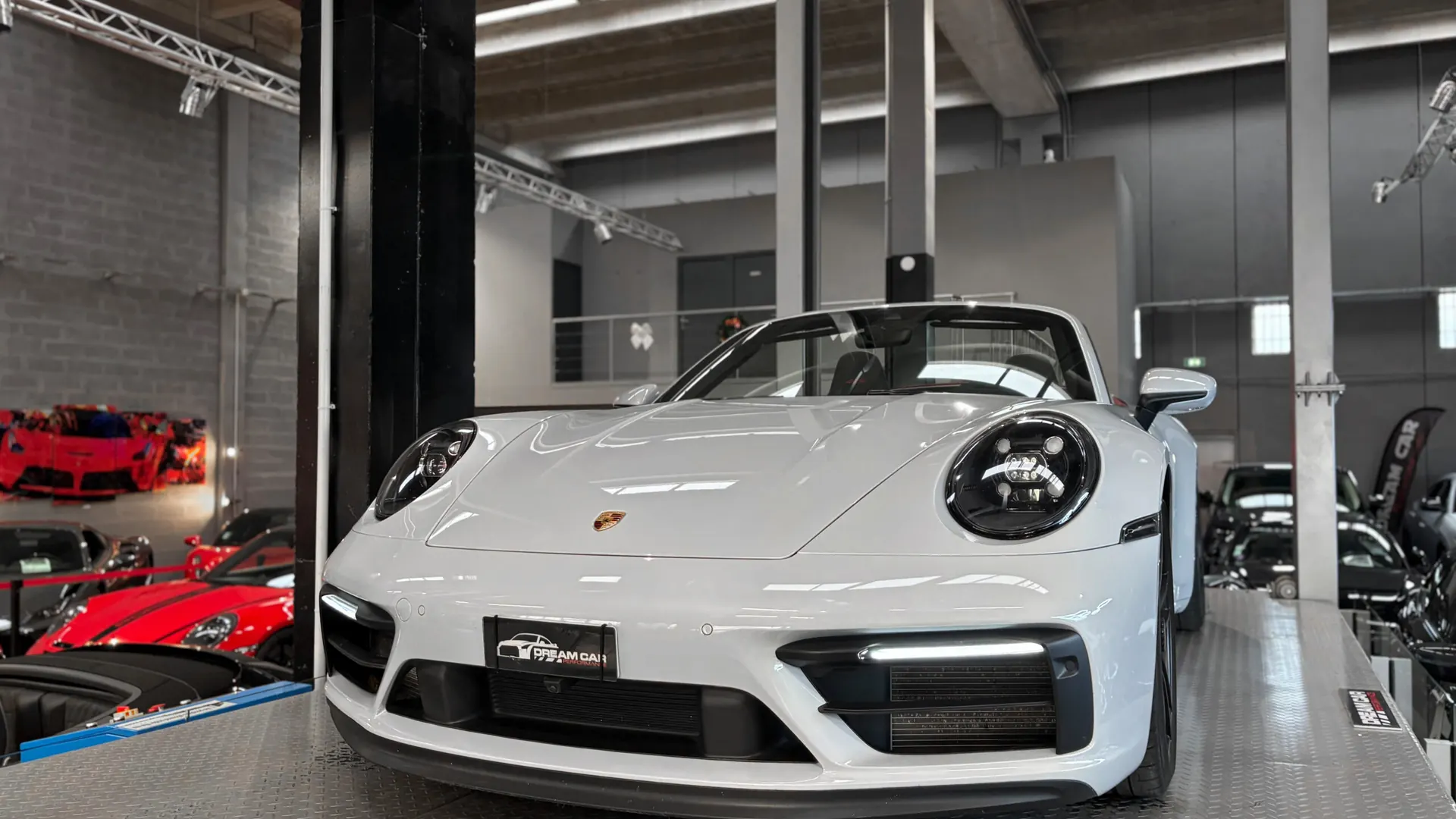 Porsche 992 — photo 7