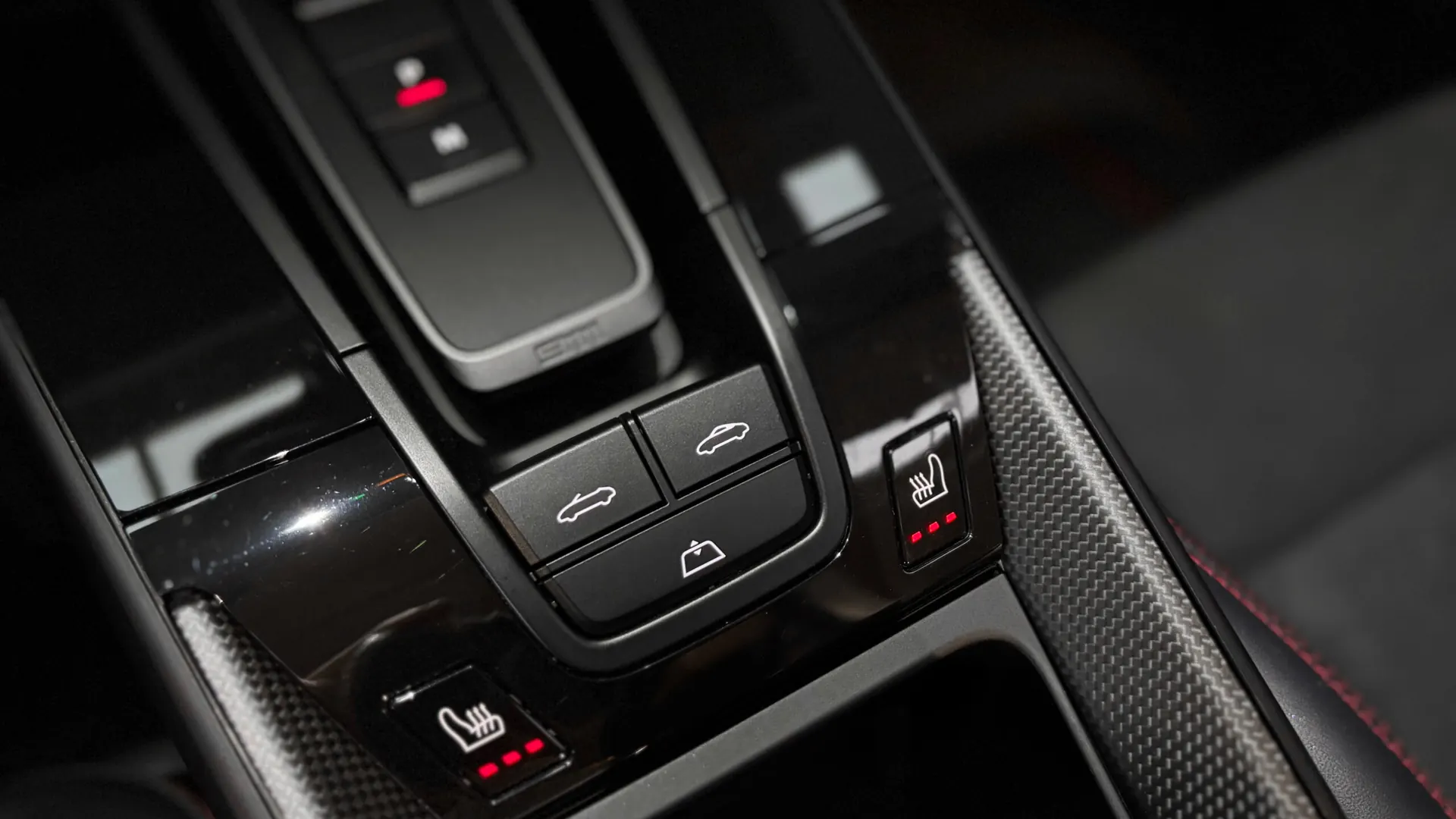 Porsche 992 — photo 36