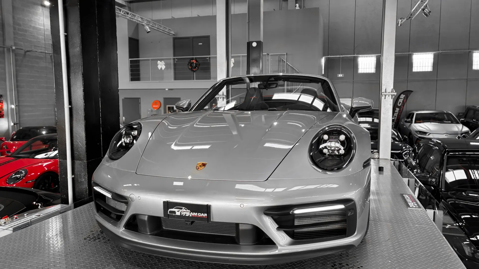 Porsche 992 — photo 9