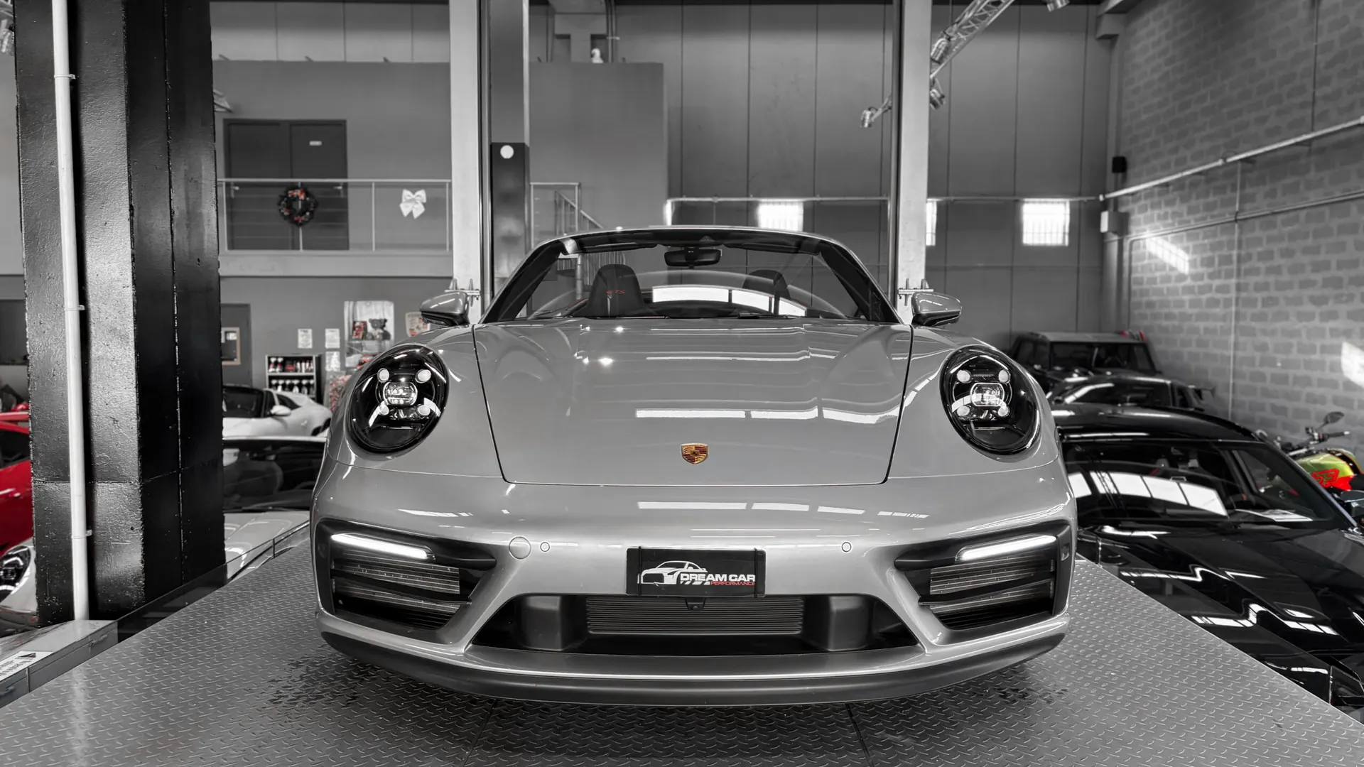 Porsche 992 — photo 8