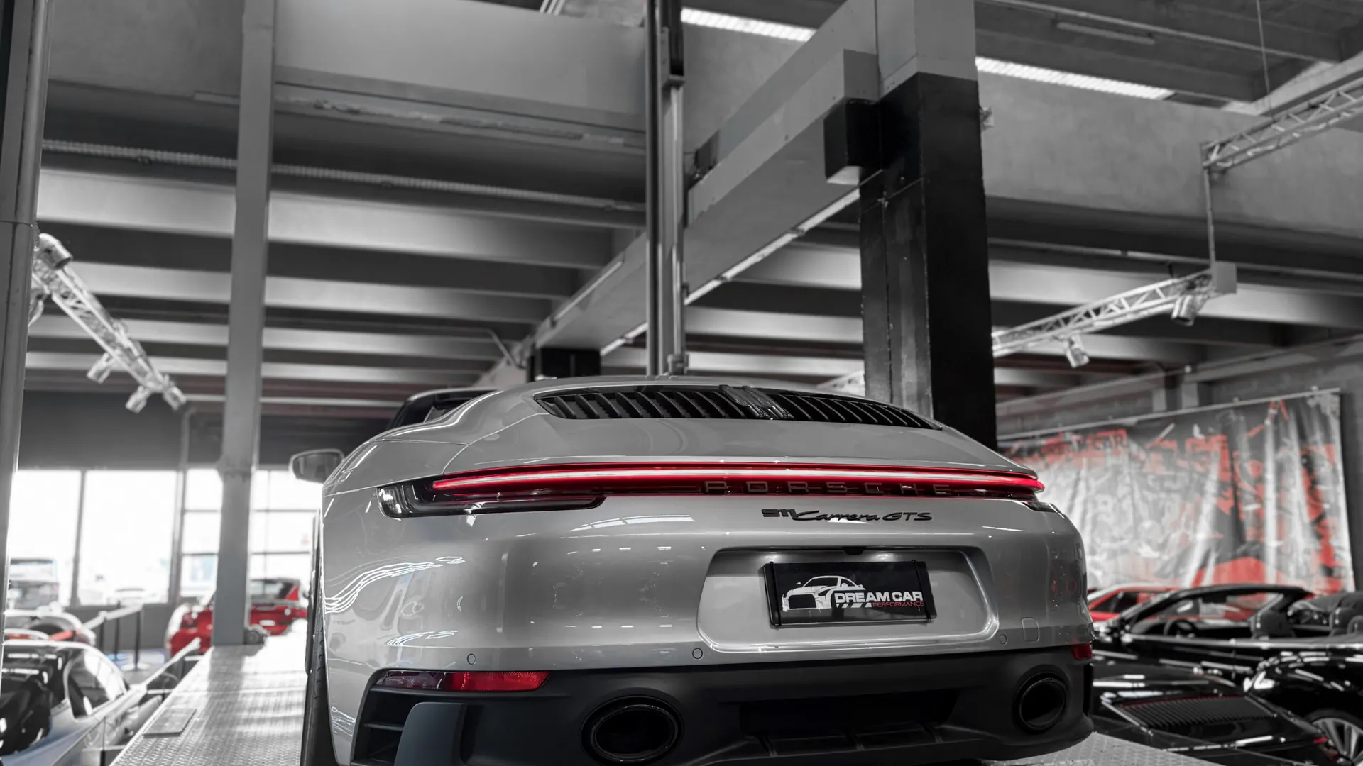 Porsche 992 — photo 17