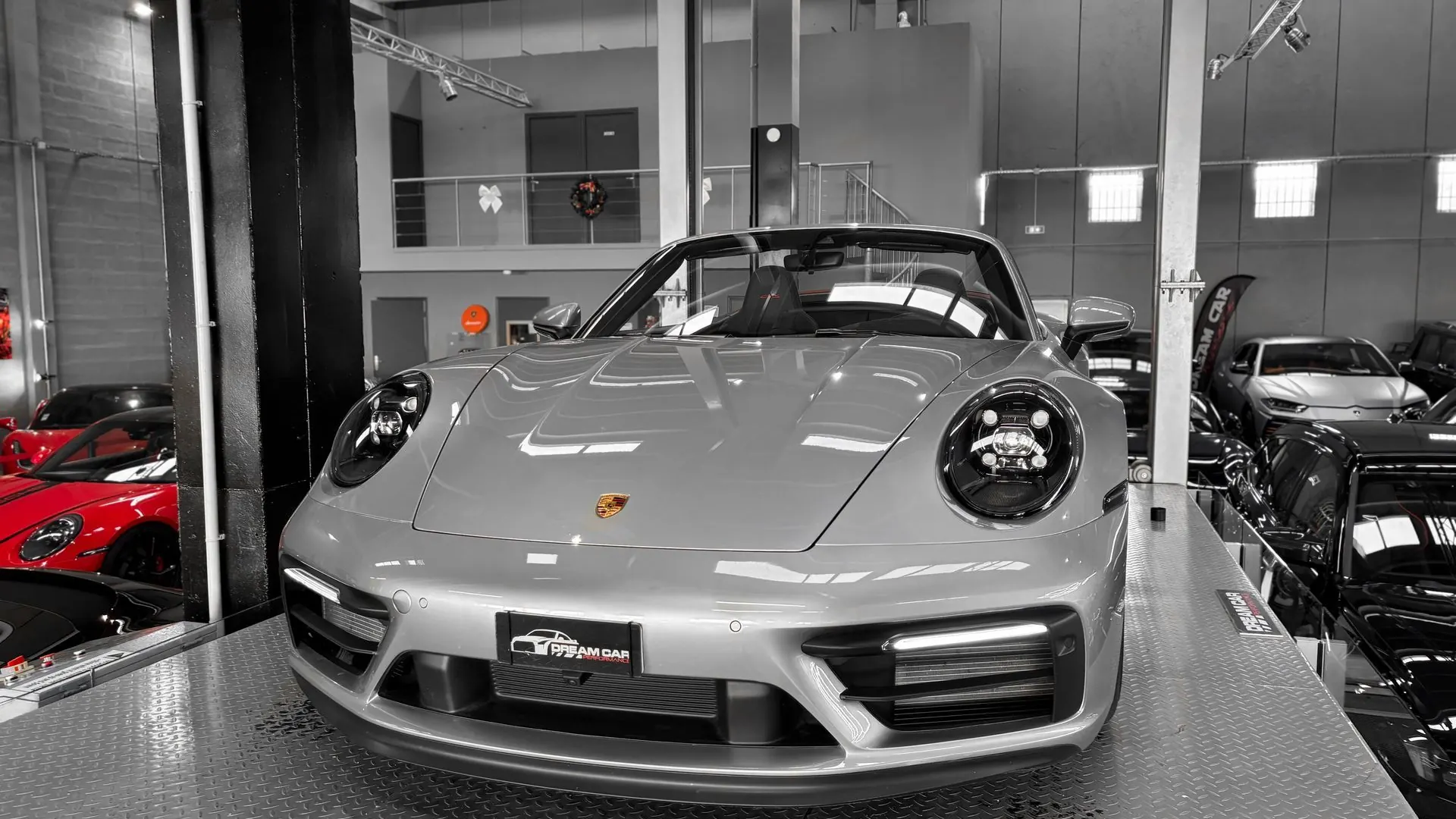 Porsche 992 — photo 6
