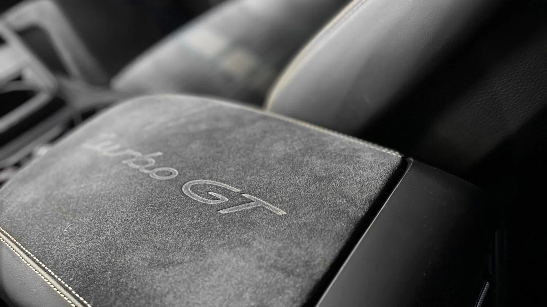 Porsche CAYENNE — photo 25
