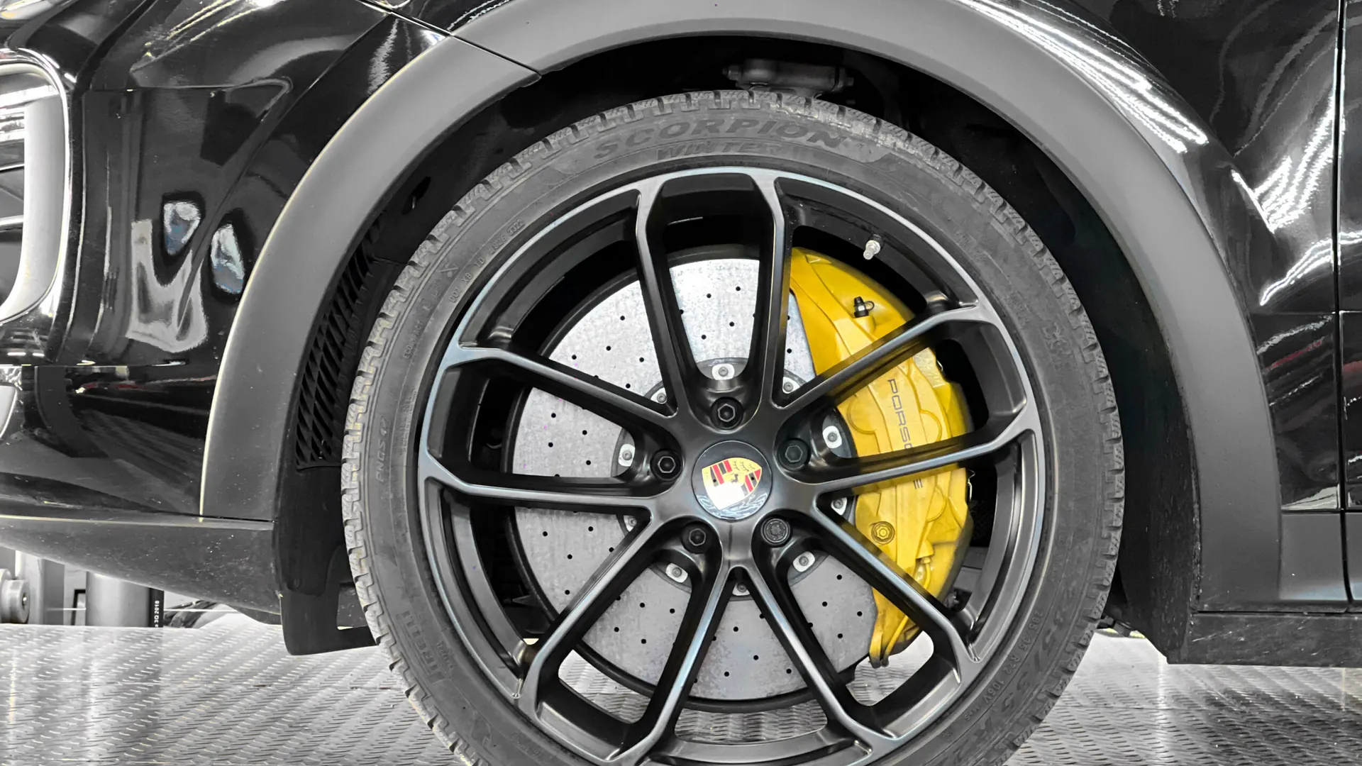 Porsche CAYENNE — photo 9