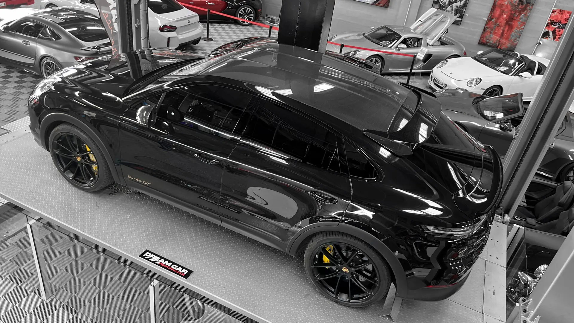 Porsche CAYENNE — photo 3