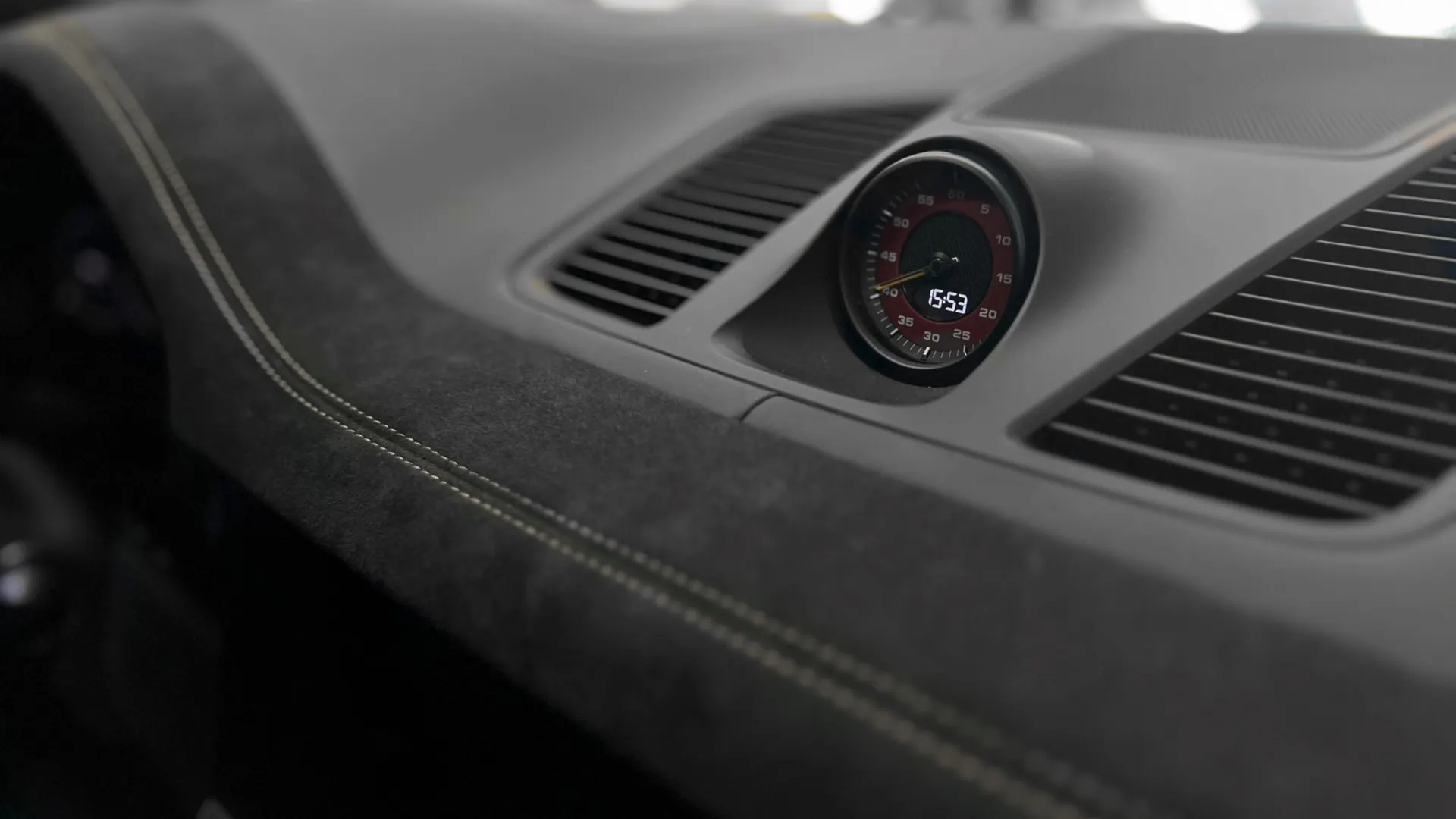 Porsche CAYENNE — photo 20