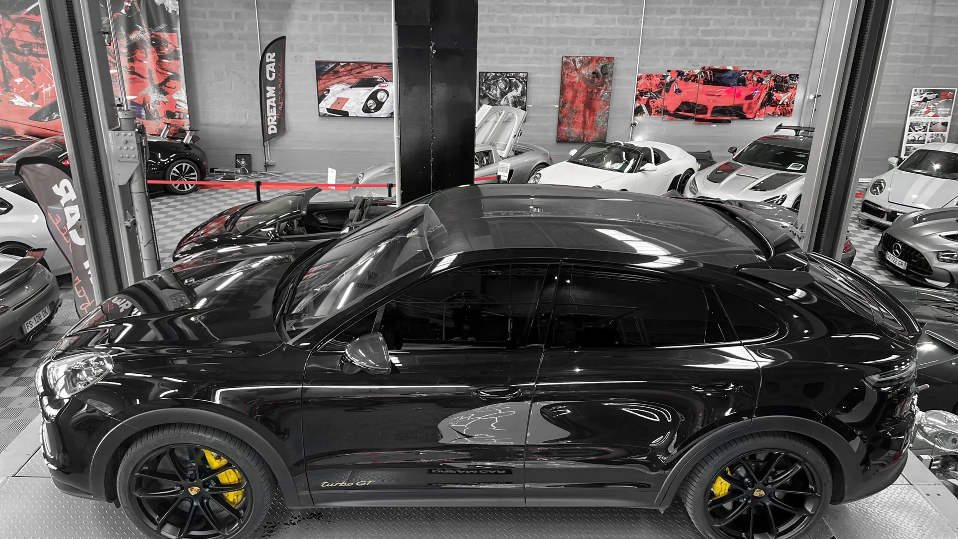 Porsche CAYENNE — photo 2