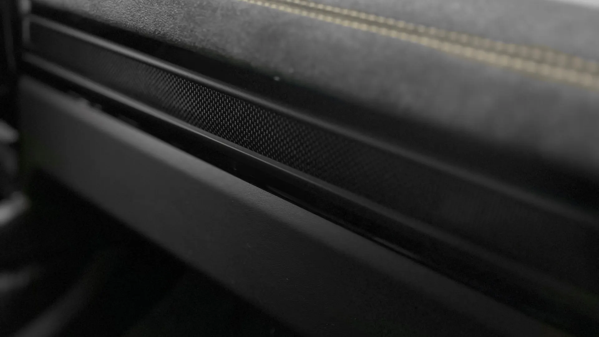 Porsche CAYENNE — photo 19