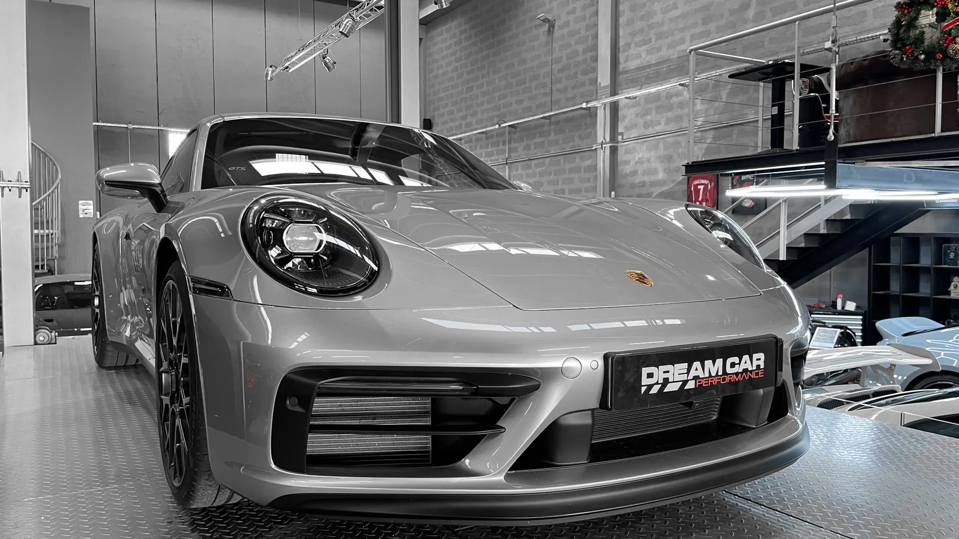 Porsche 992 — photo 4