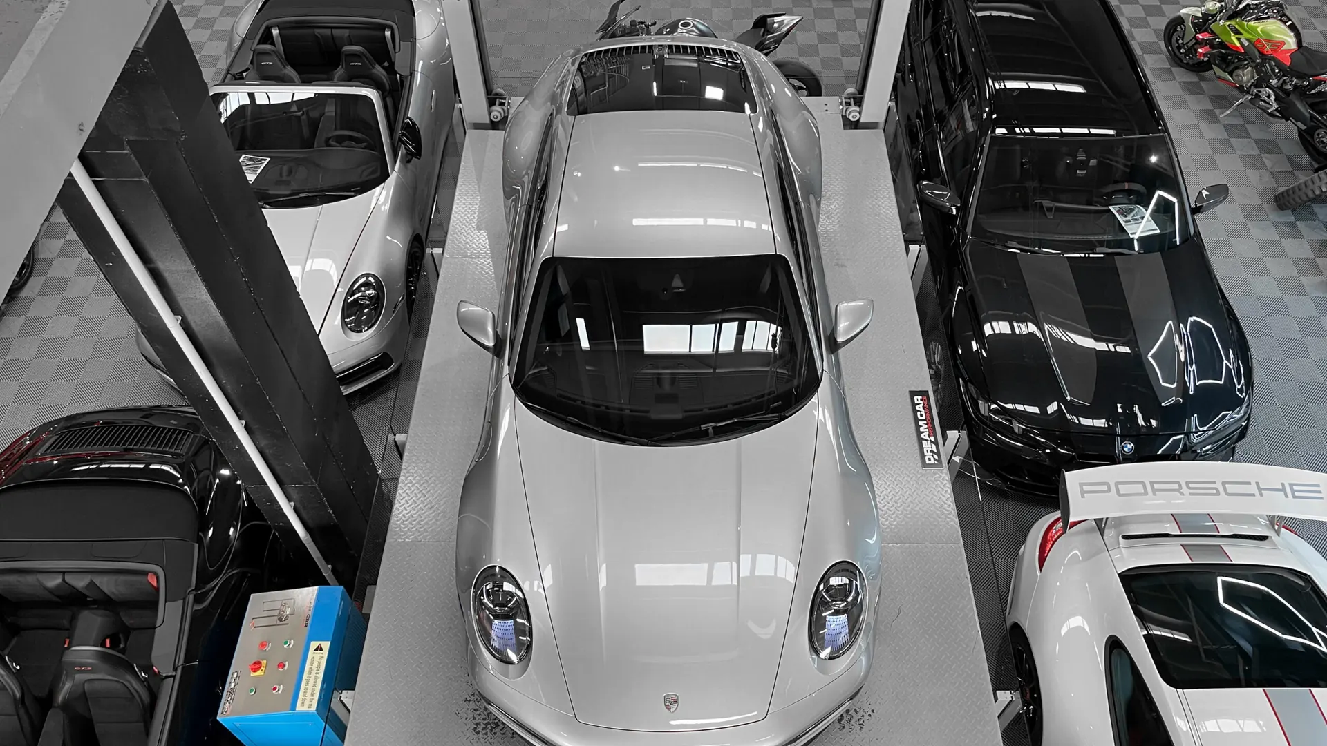 Porsche 992 — photo 24