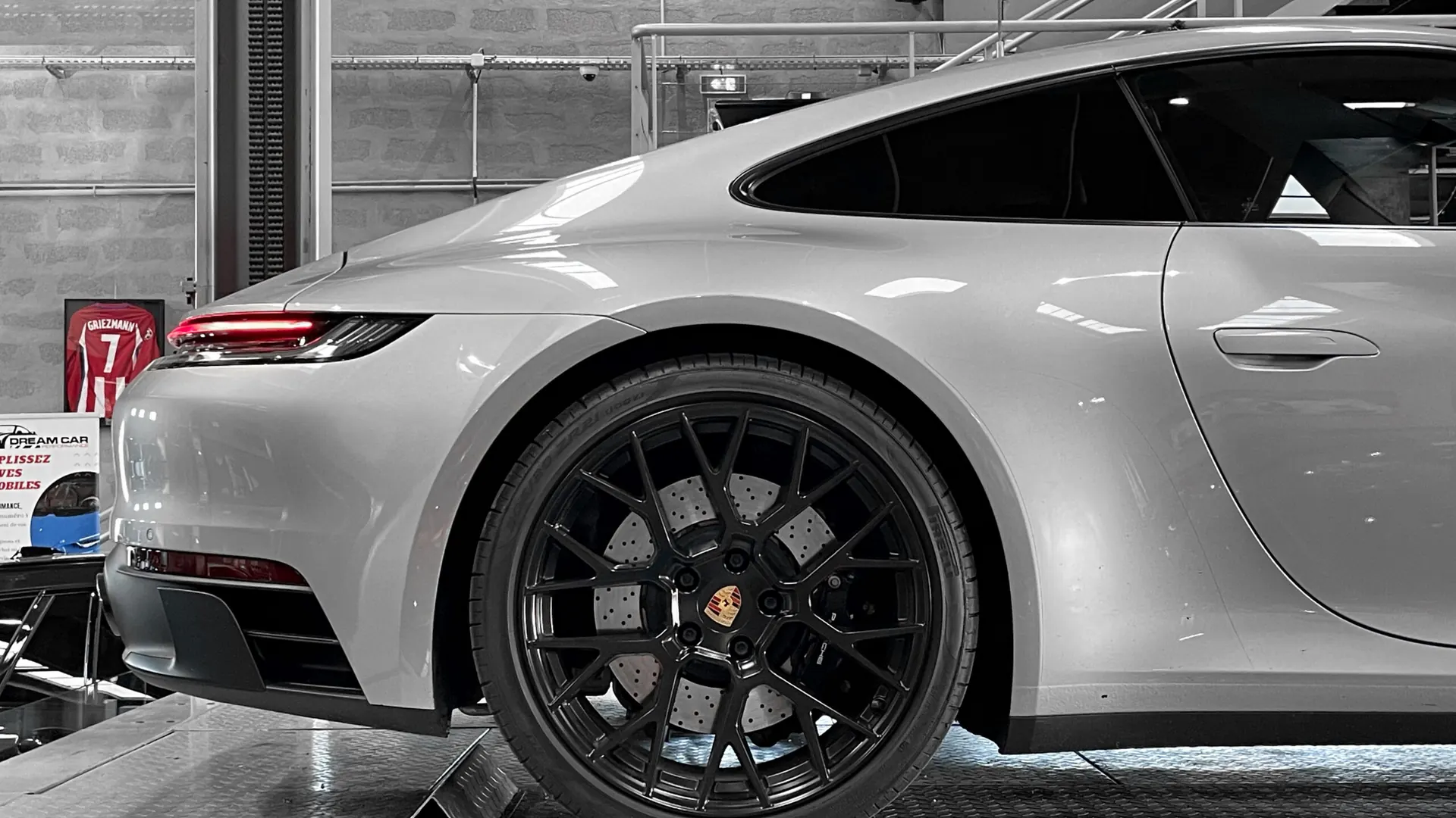 Porsche 992 — photo 34