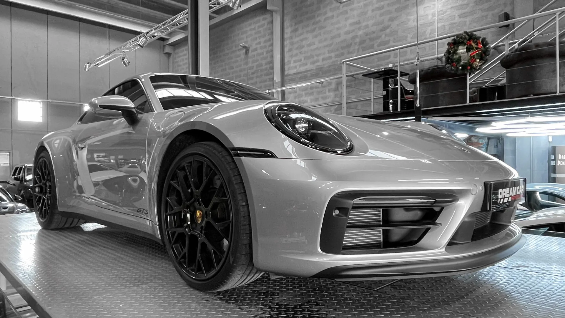Porsche 992 — photo 40
