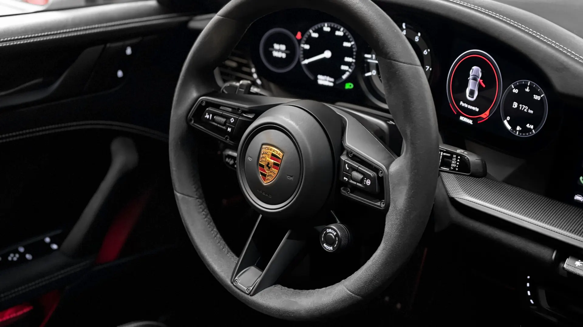 Porsche 992 — photo 12