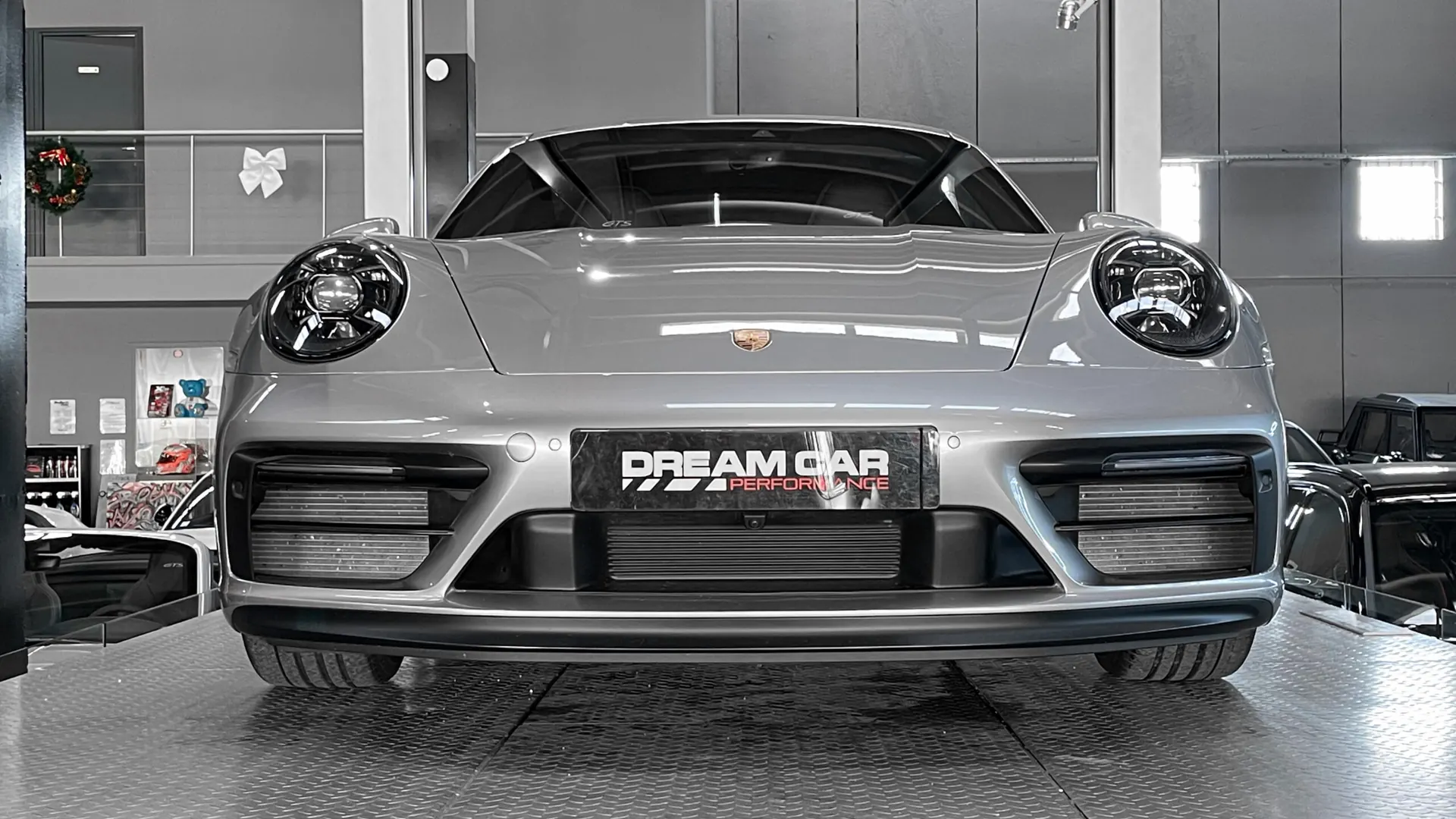 Porsche 992 — photo 48