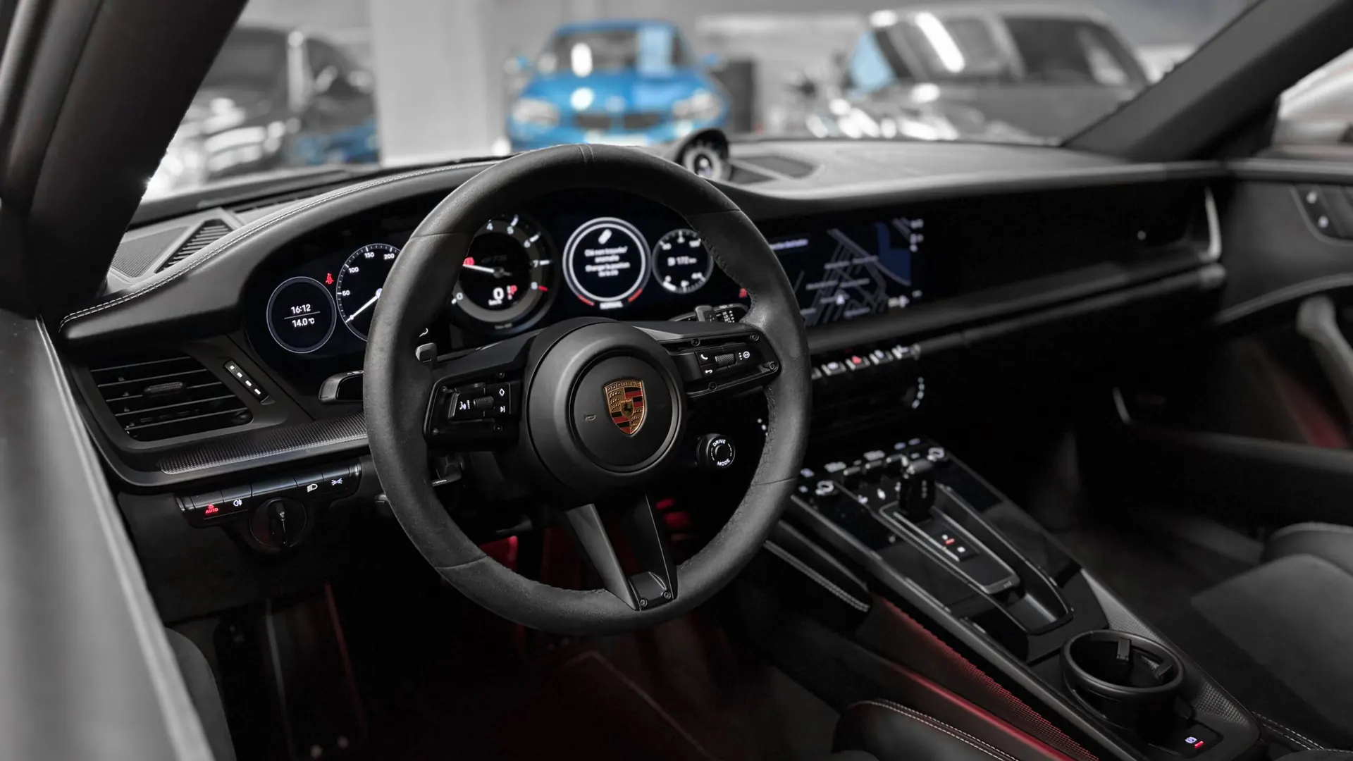 Porsche 992 — photo 22