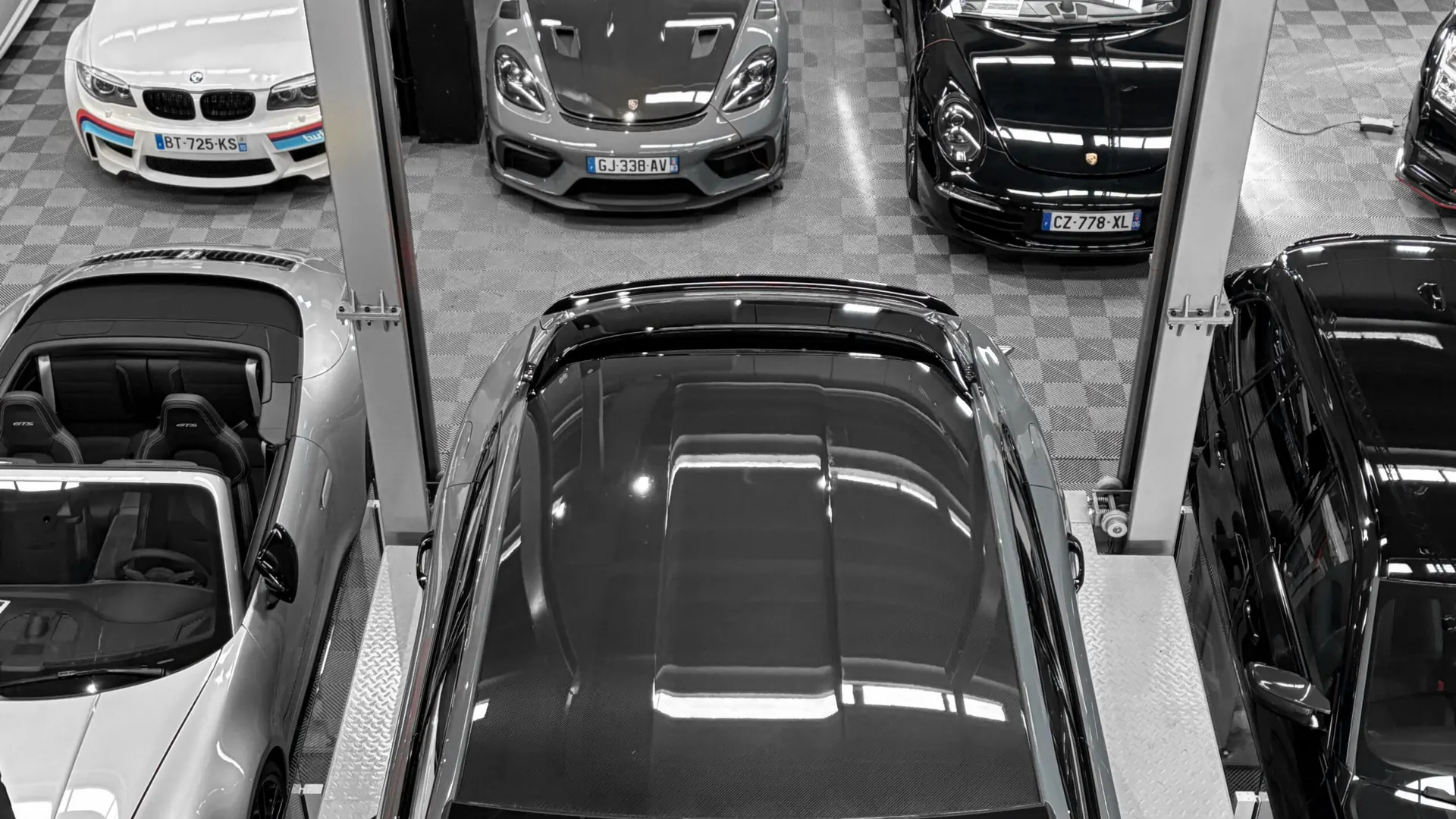 Porsche CAYENNE — photo 14