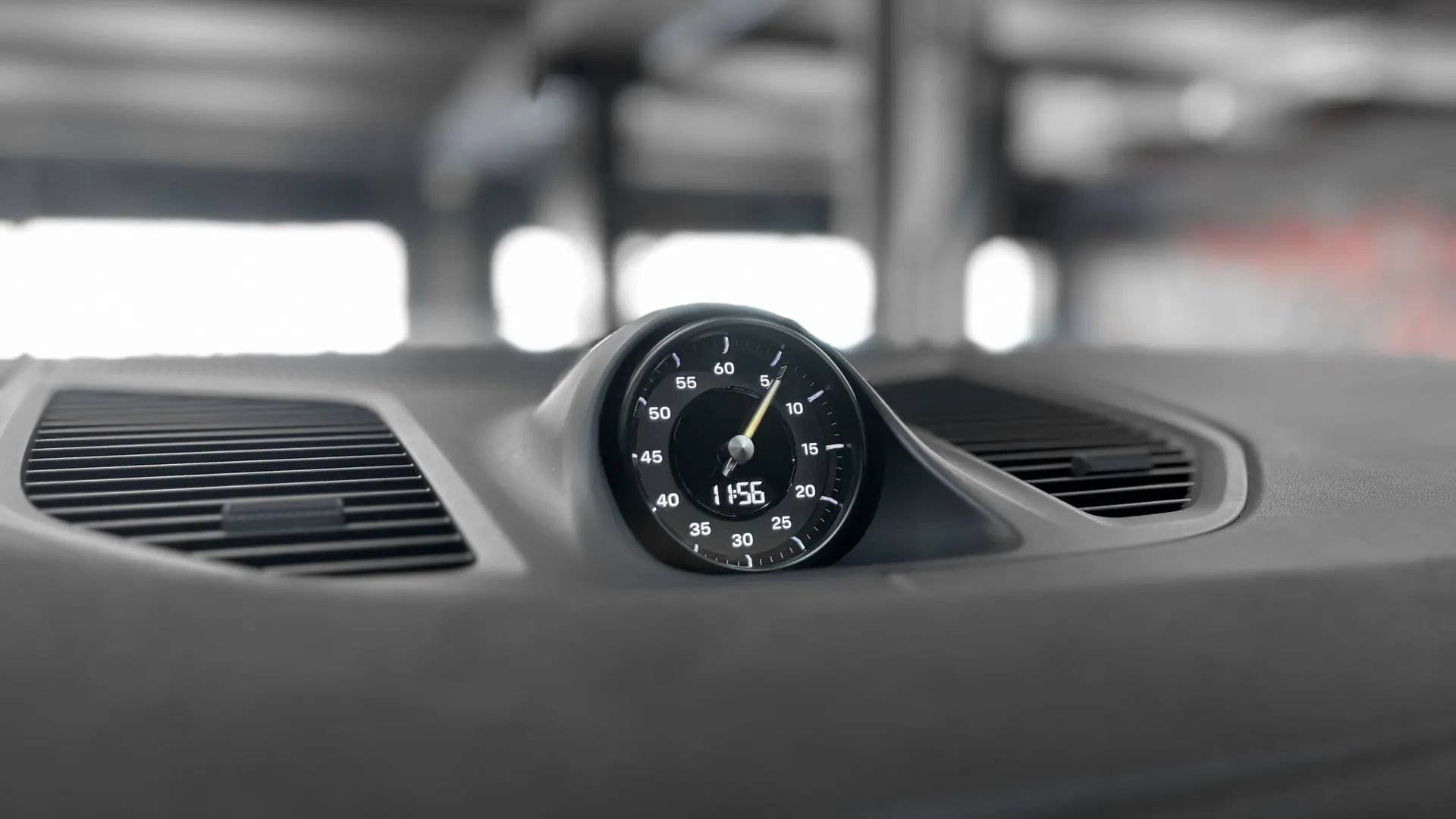 Porsche CAYENNE — photo 30