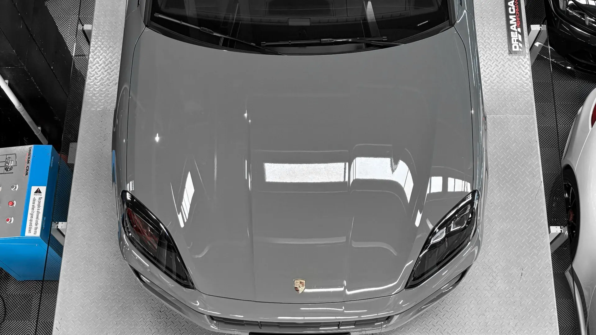 Porsche CAYENNE — photo 13