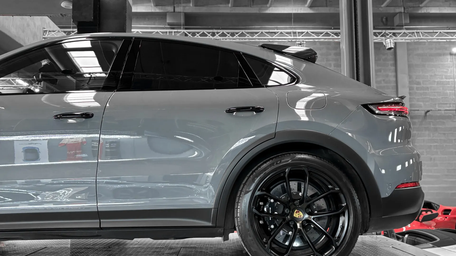 Porsche CAYENNE — photo 12