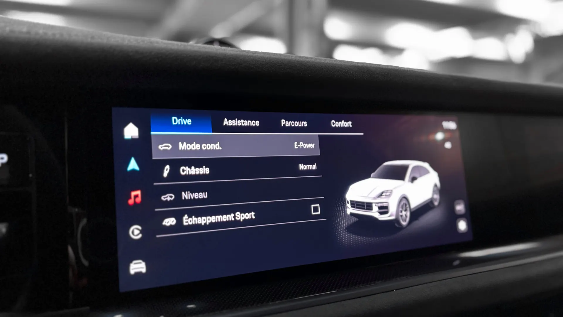 Porsche CAYENNE — photo 32