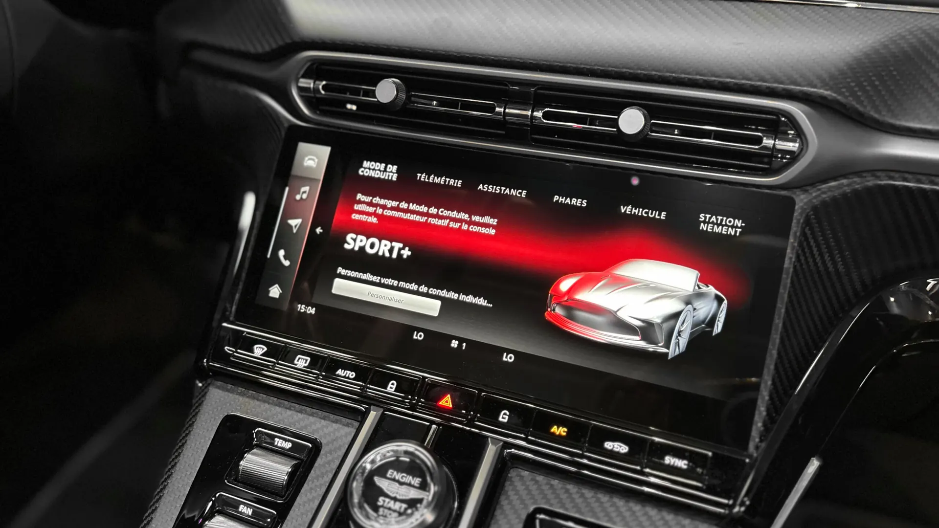Aston Martin VANTAGE — photo 46