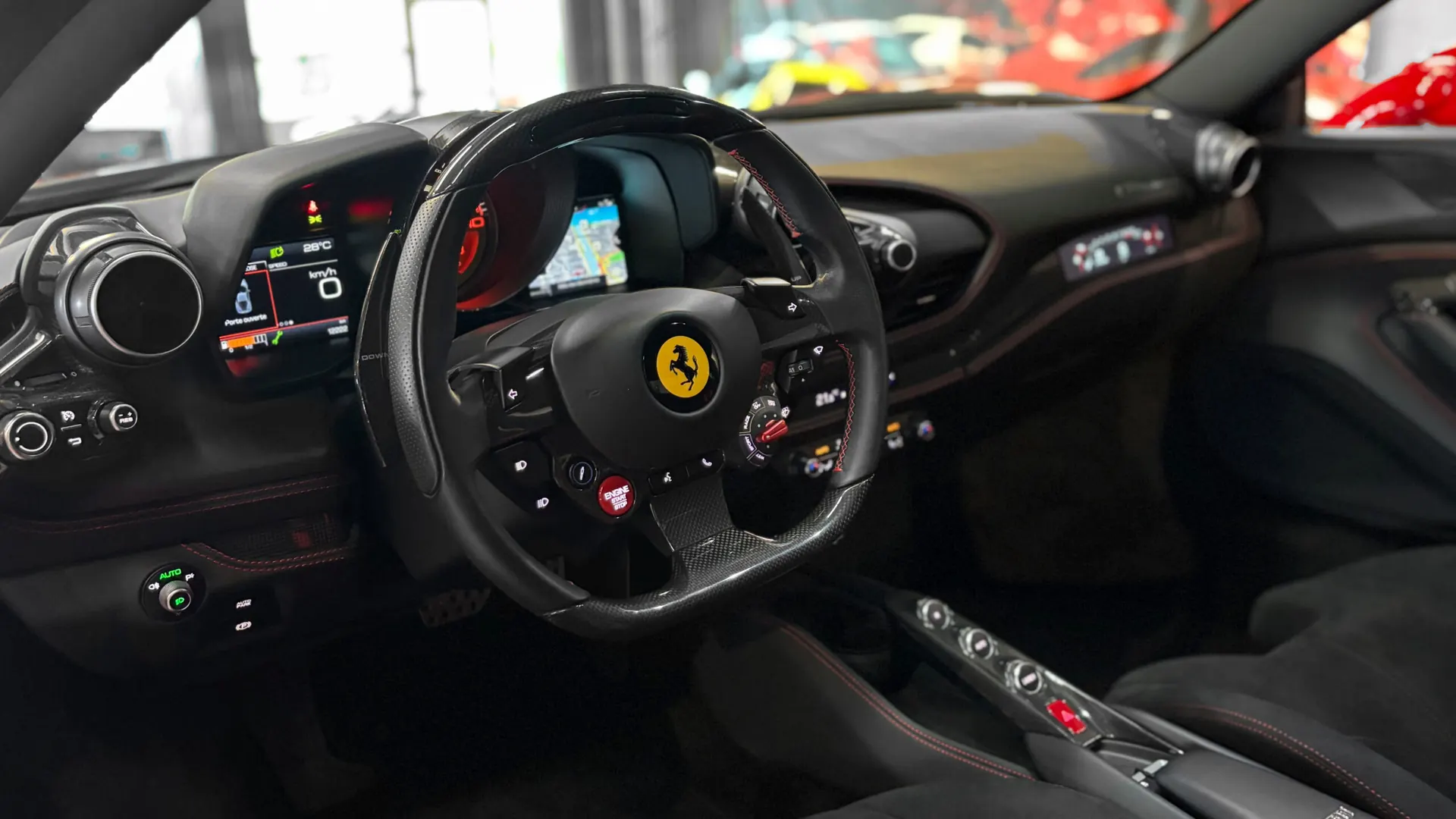 Ferrari F8 — photo 13