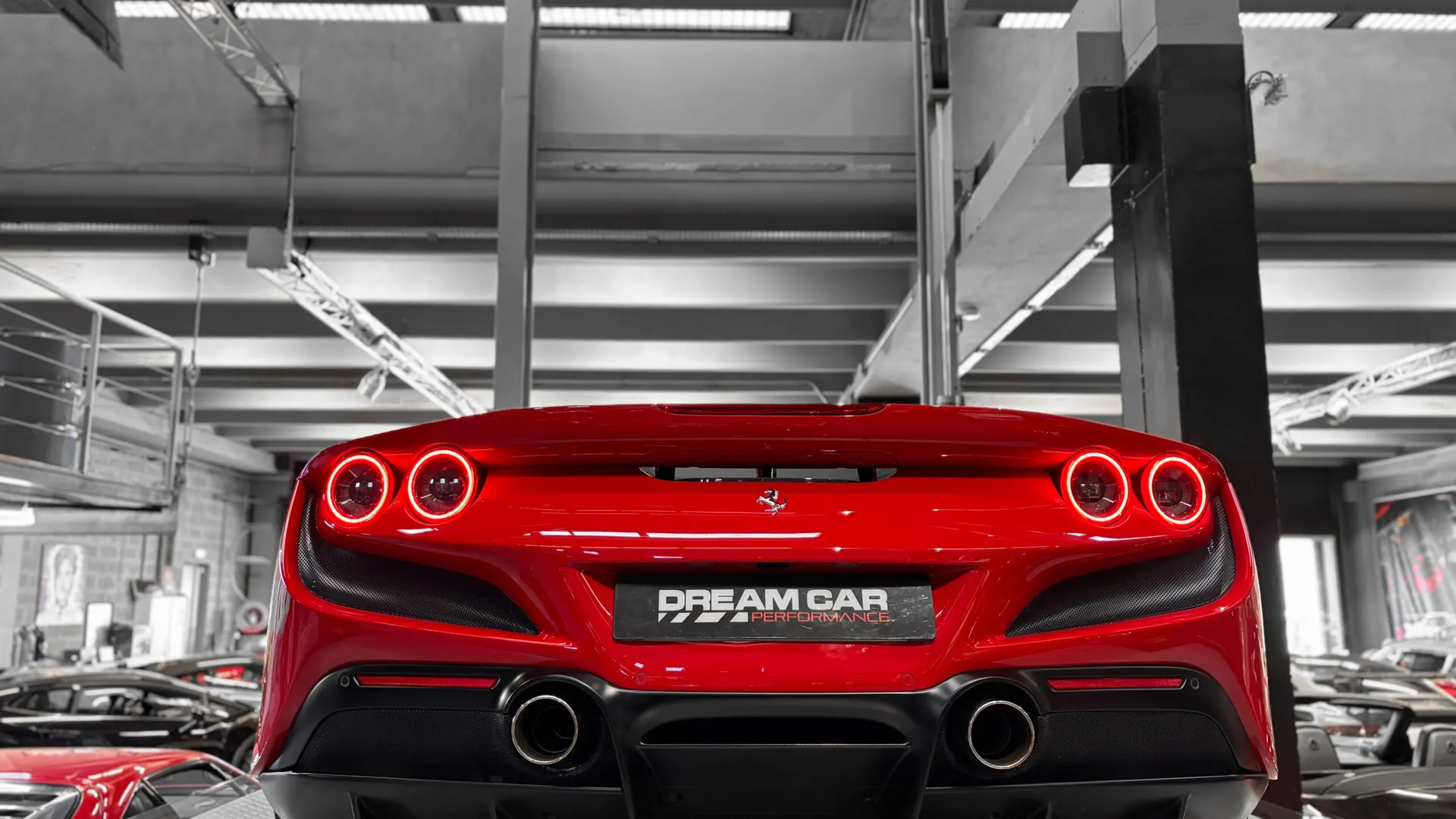 Ferrari F8 — photo 5