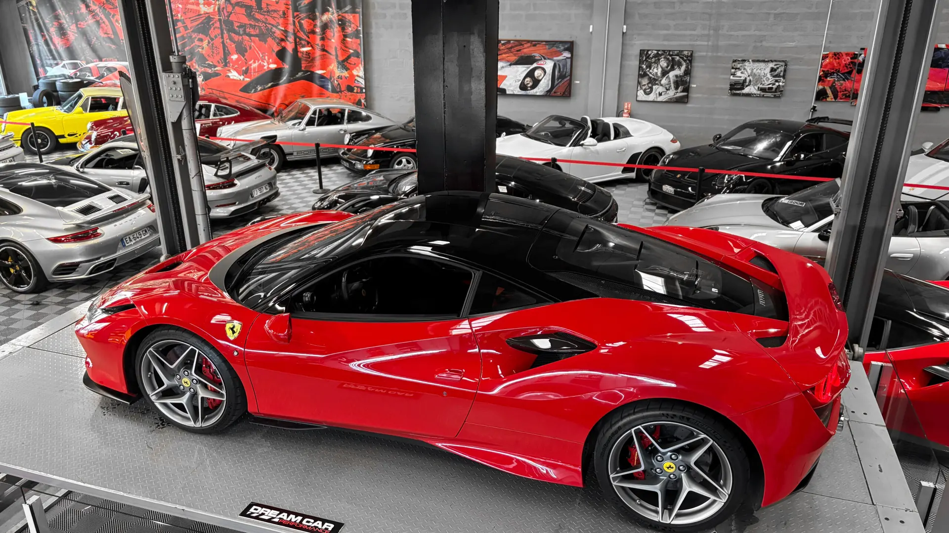 Ferrari F8 — photo 3