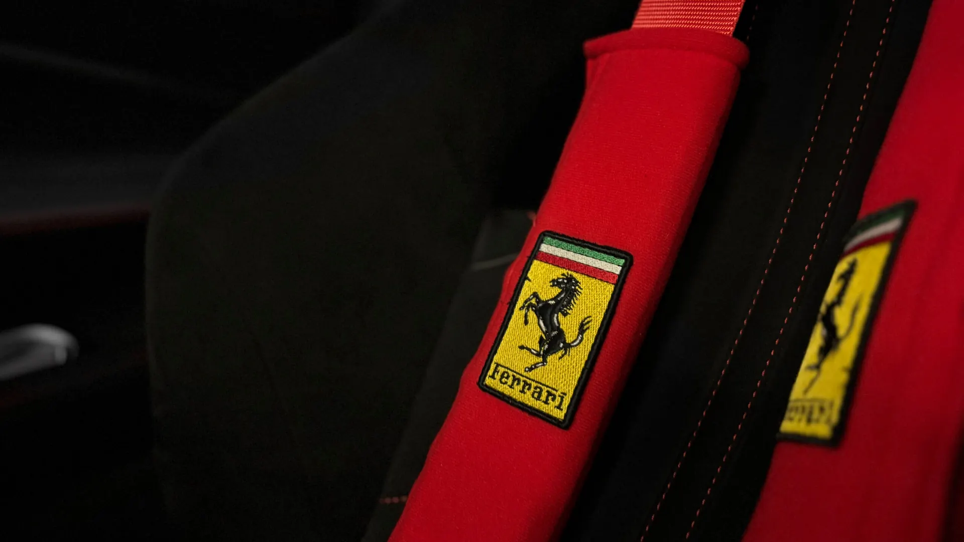 Ferrari F8 — photo 20