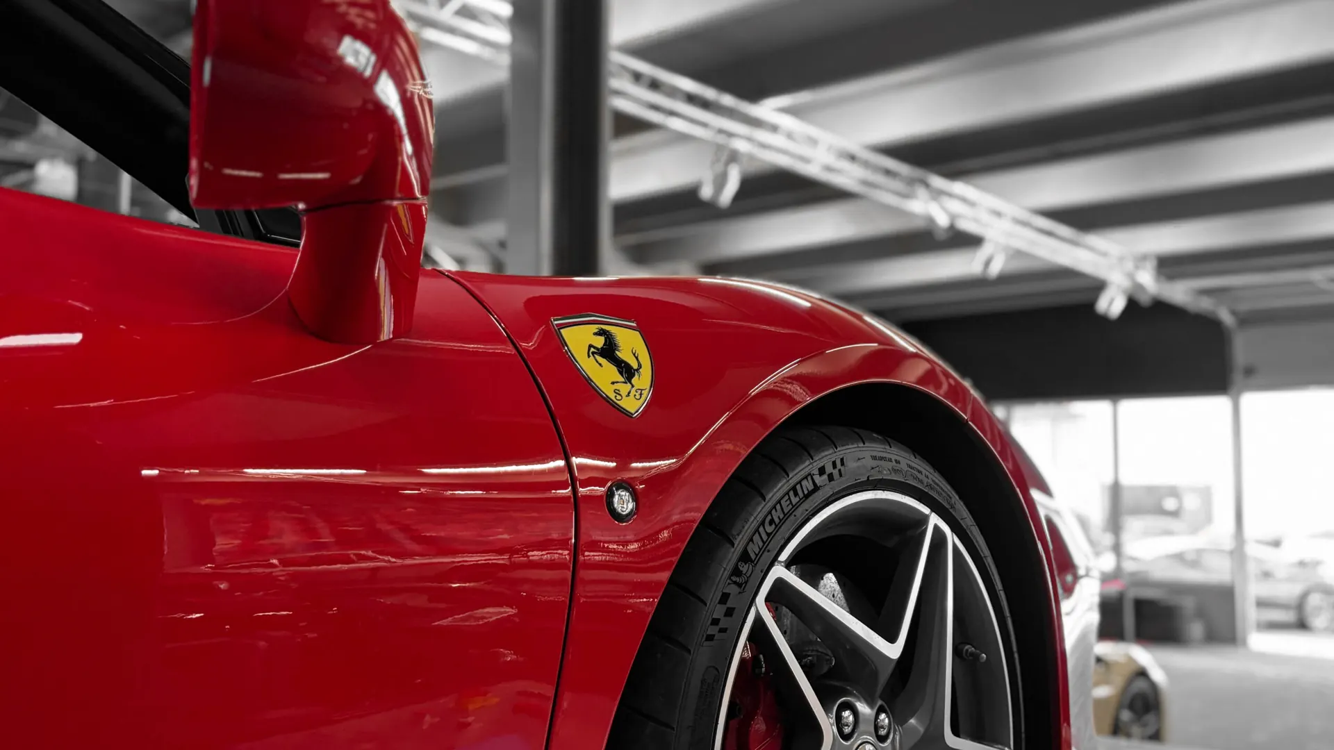Ferrari F8 — photo 32