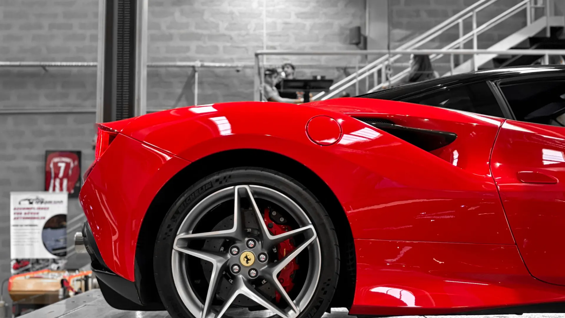 Ferrari F8 — photo 41