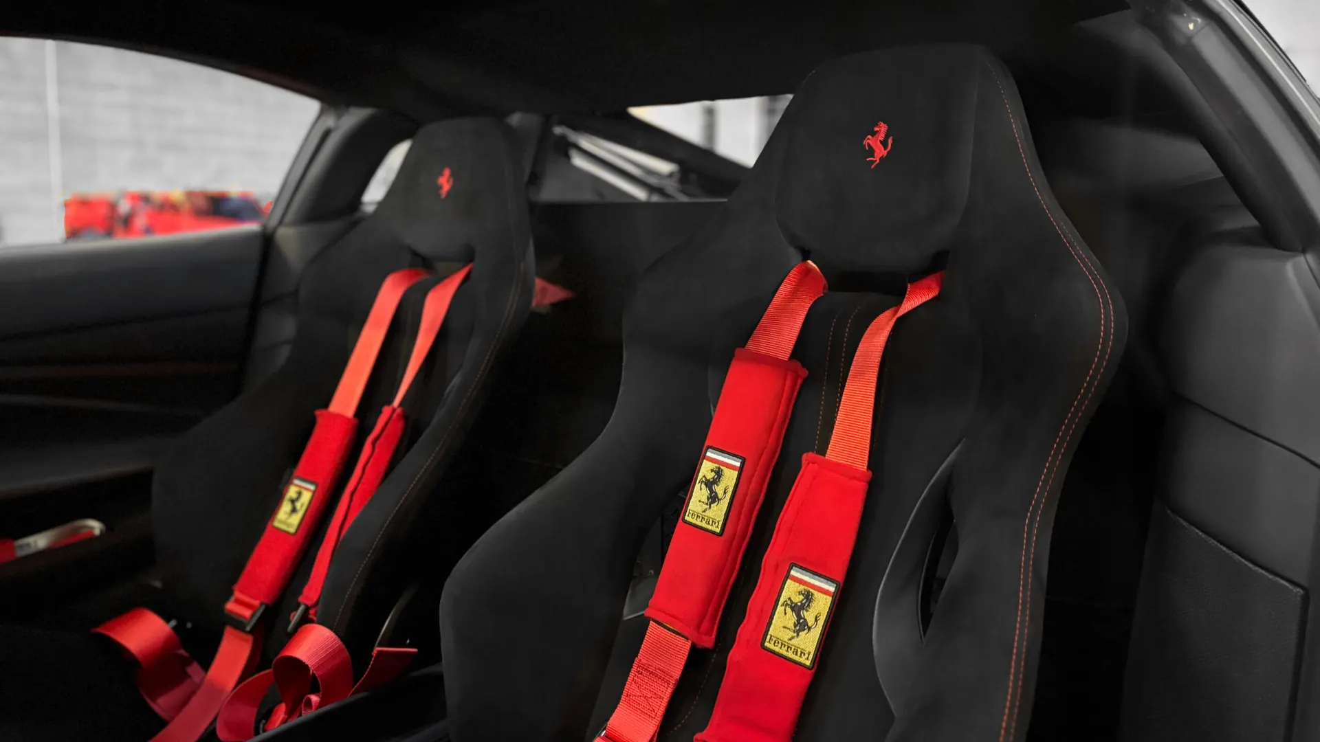 Ferrari F8 — photo 16