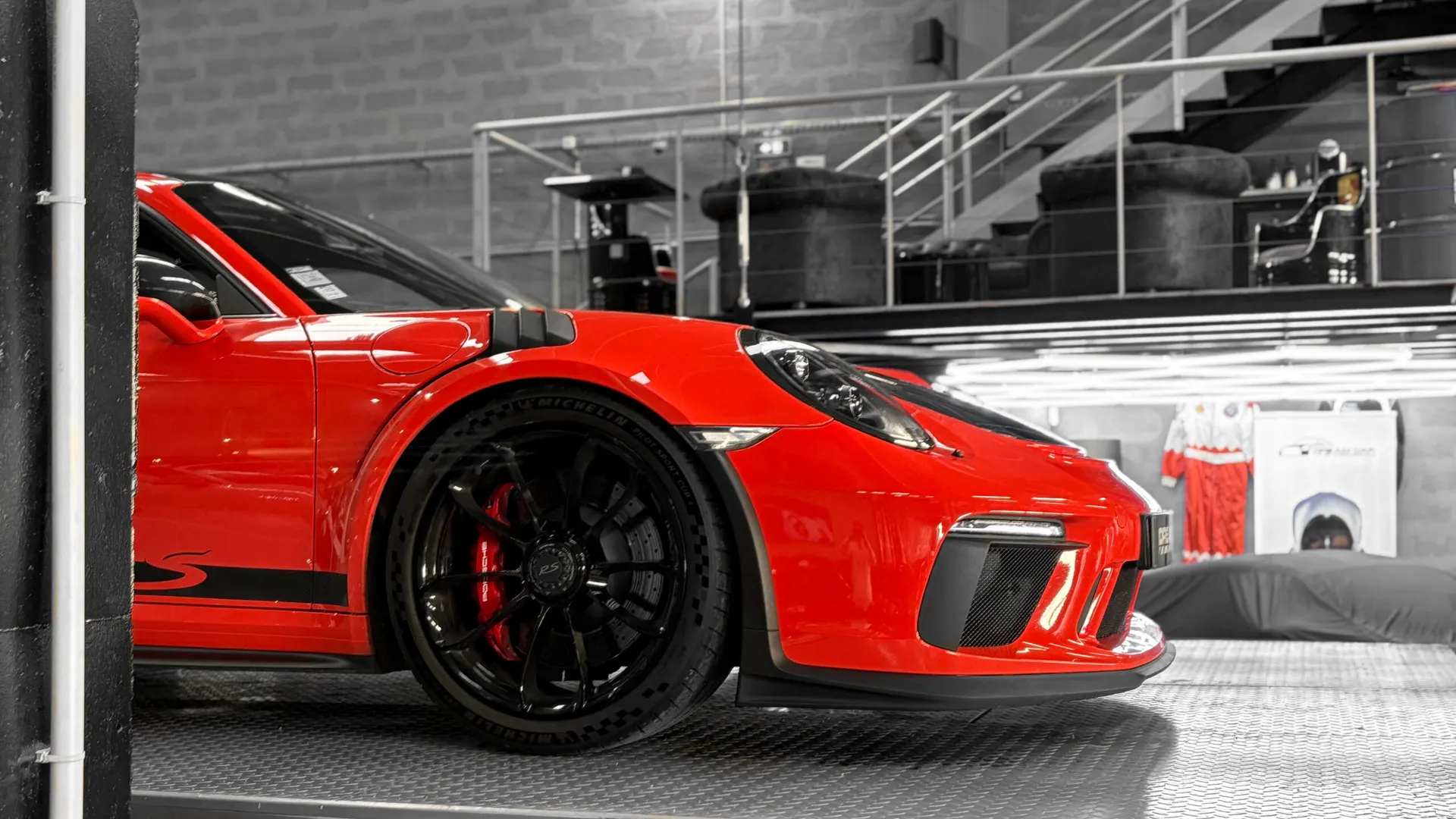 Porsche 991 — photo 38
