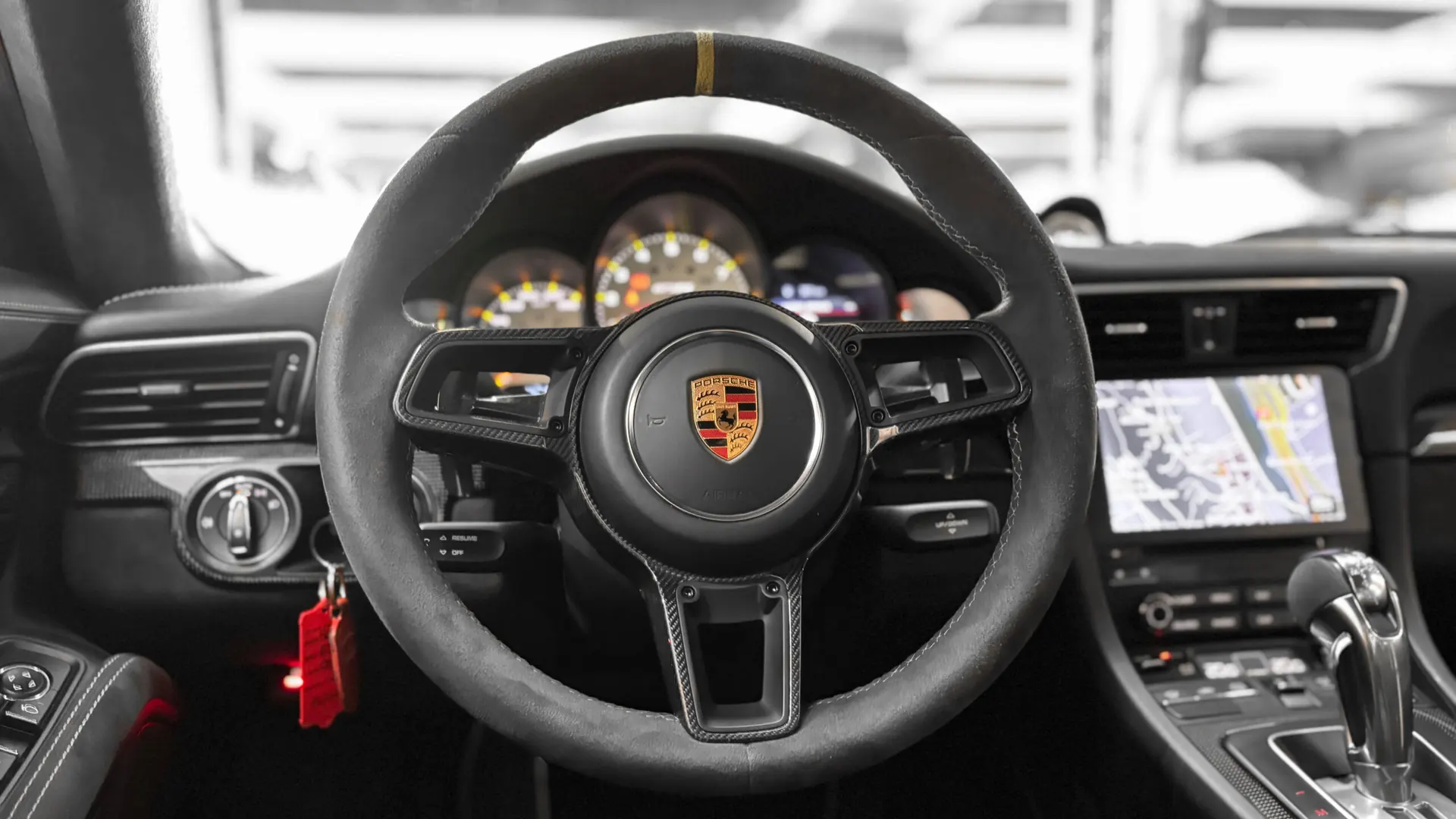 Porsche 991 — photo 12