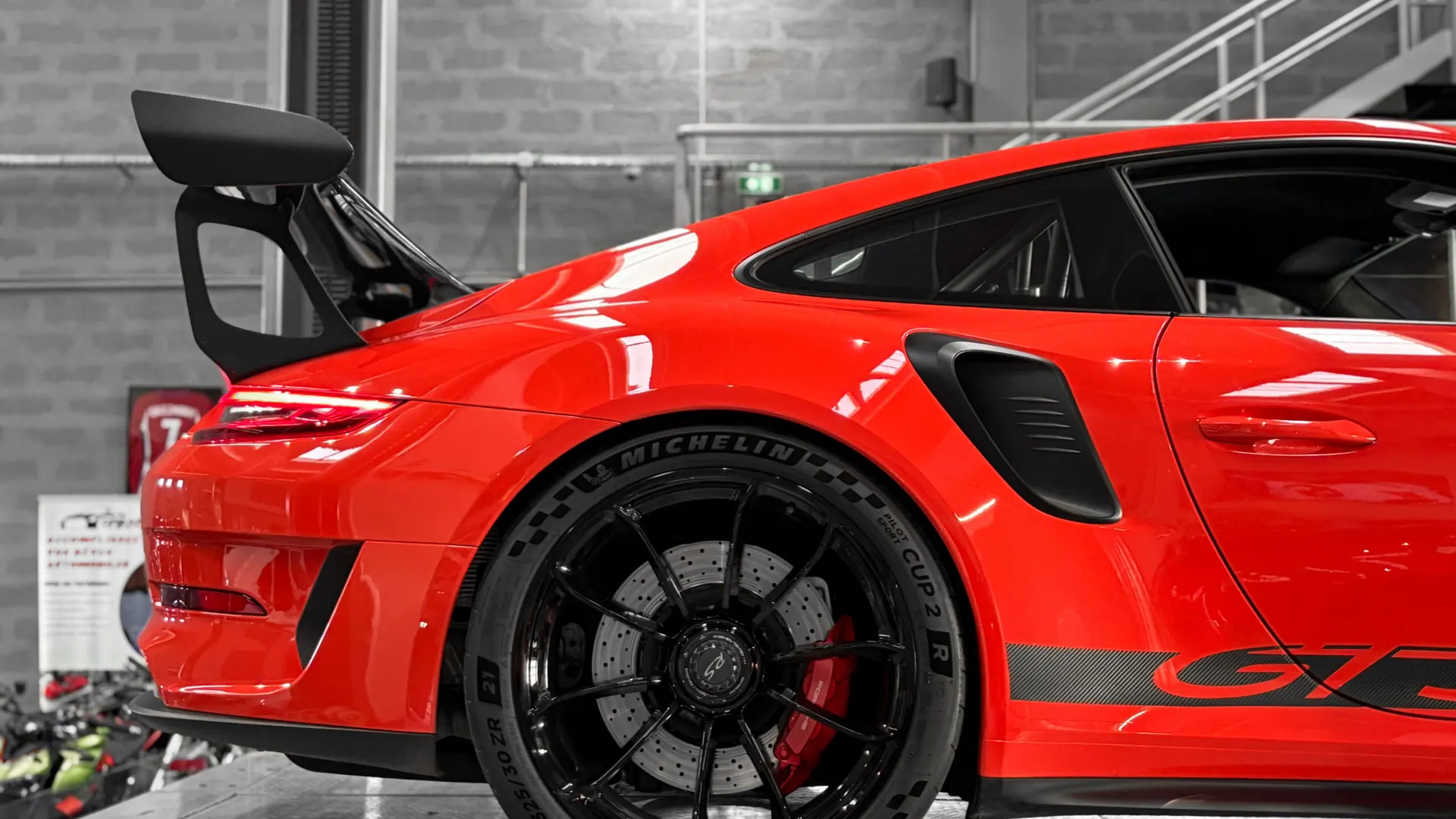 Porsche 991 — photo 25